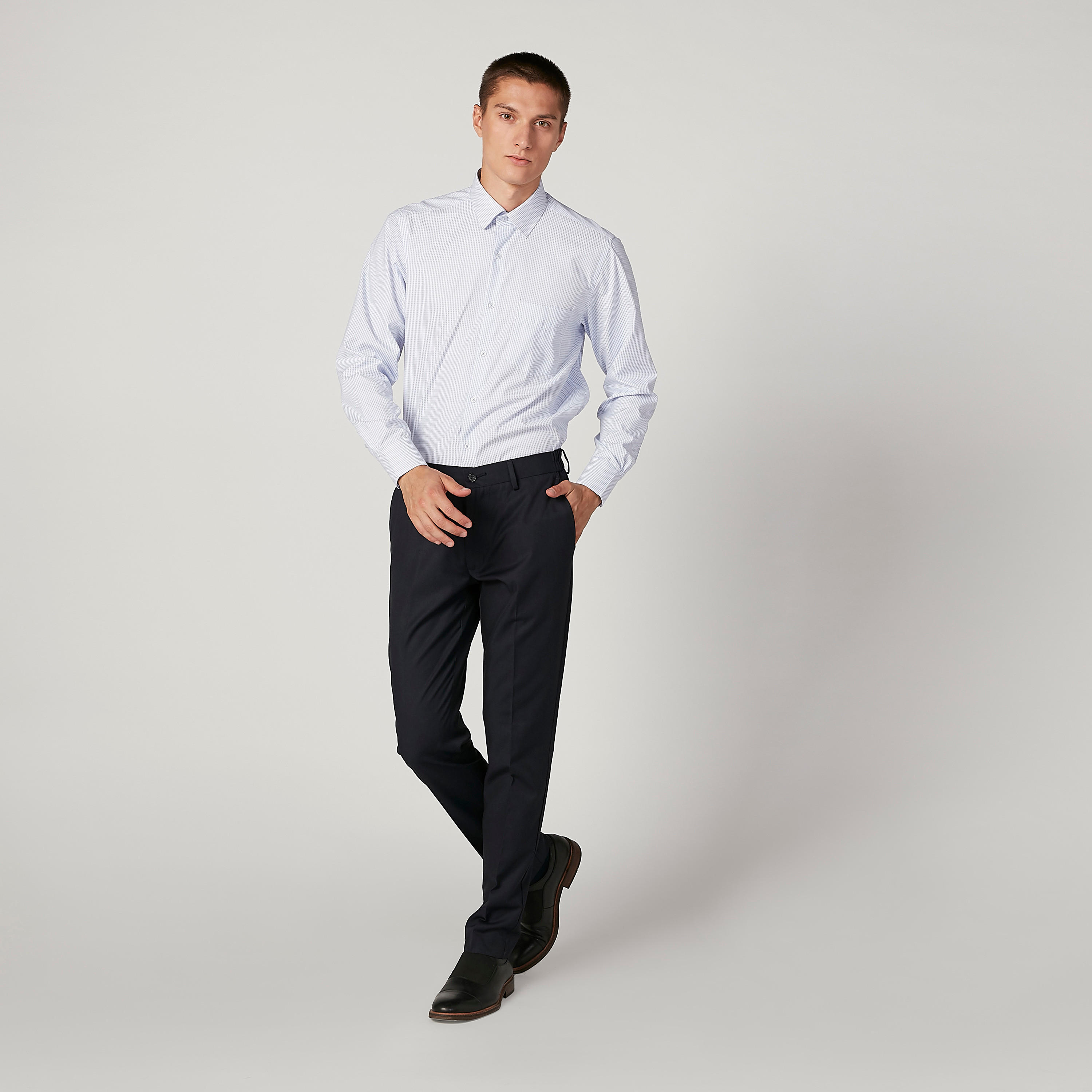 قميص سهل الكي بأكمام طويلة وجيب على الصدر وطبعات-men-clothing-shirts-image-3