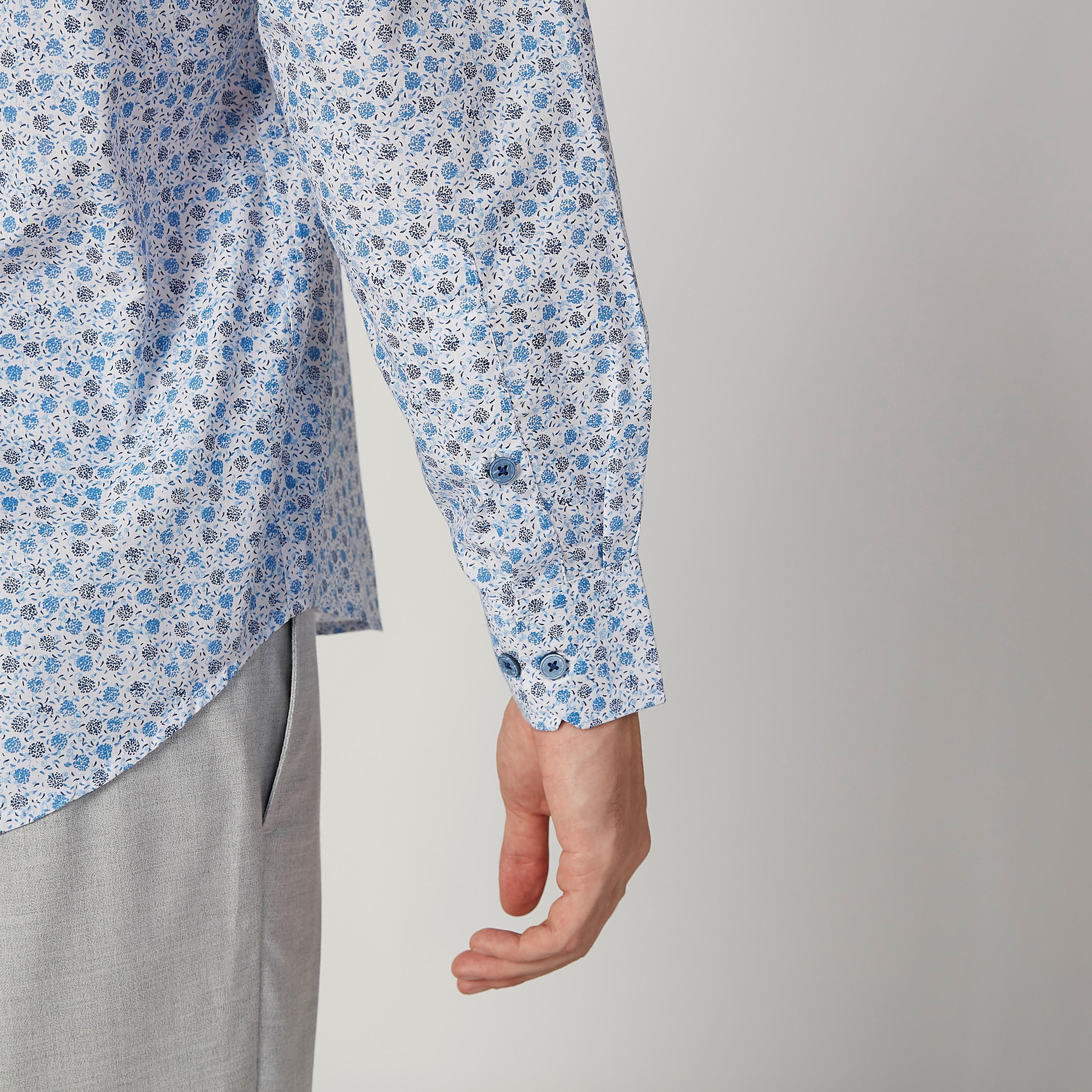 قميص سهل الكي بياقة عادية وأكمام طويلة وطبعات-men-clothing-shirts-image-5