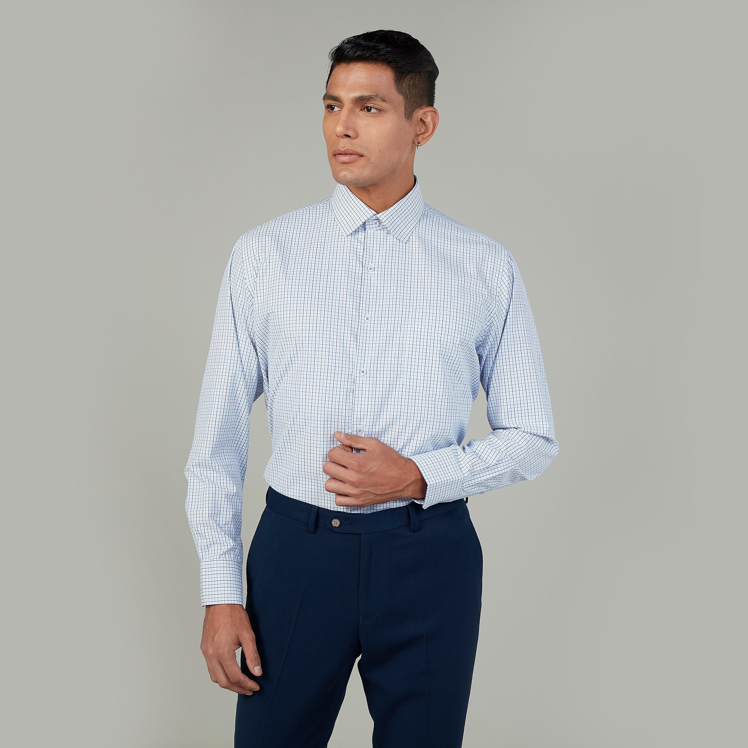 قميص رسمي كاروهات بياقة عاديّة وأكمام طويلة-men-clothing-shirts-image-1