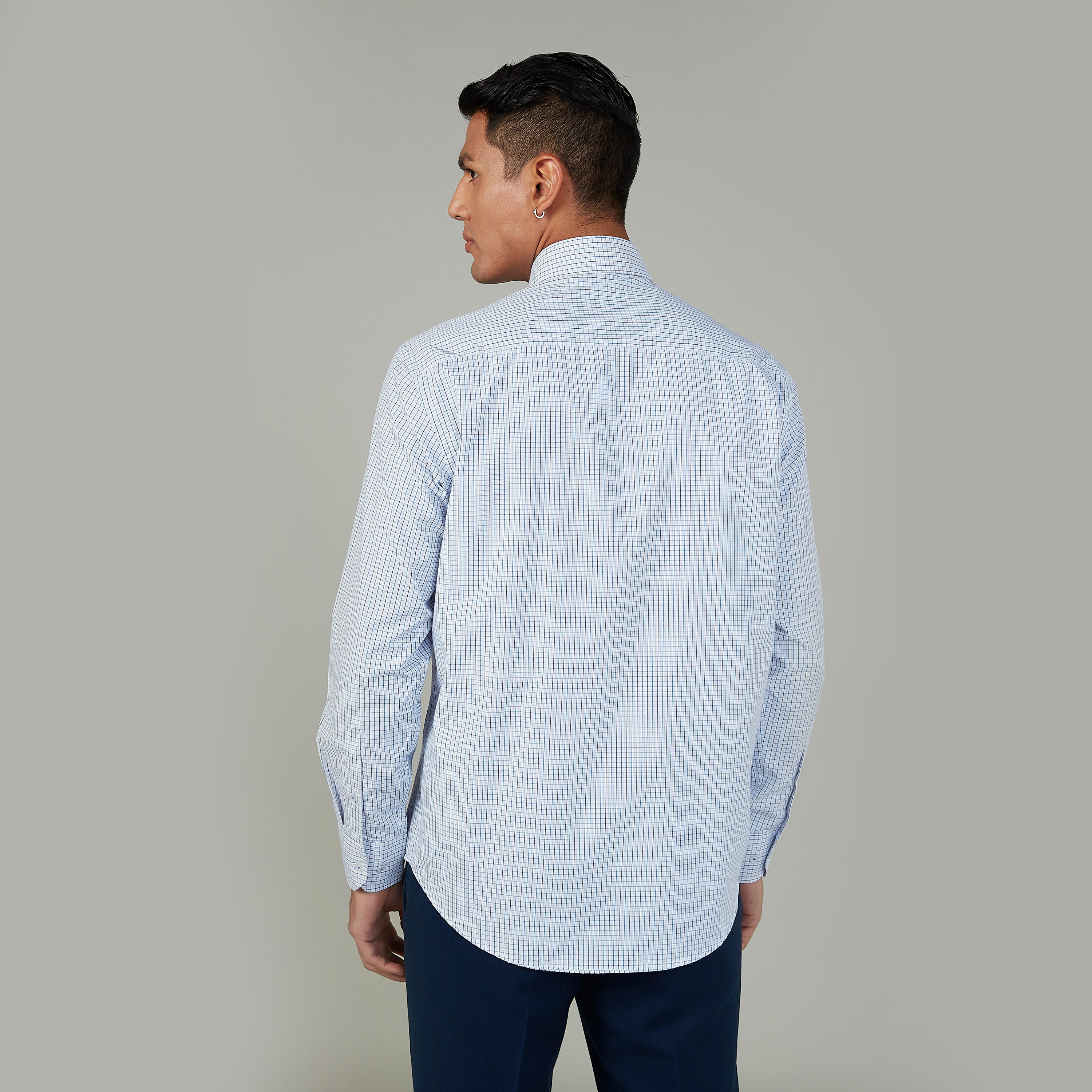 قميص رسمي كاروهات بياقة عاديّة وأكمام طويلة-men-clothing-shirts-image-4