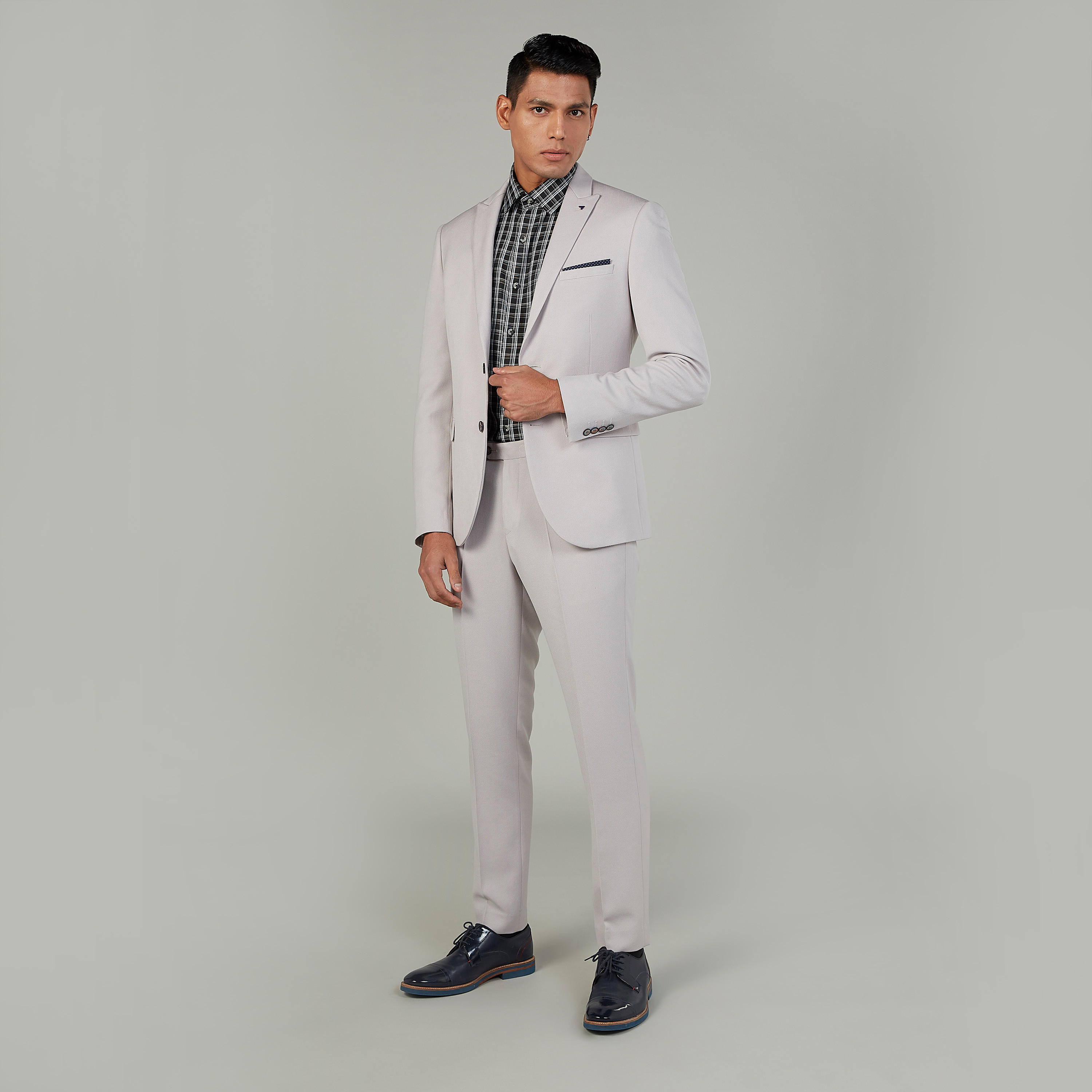 قميص مربعات سهل الكي بياقة عادية وأكمام طويلة-men-clothing-shirts-image-3