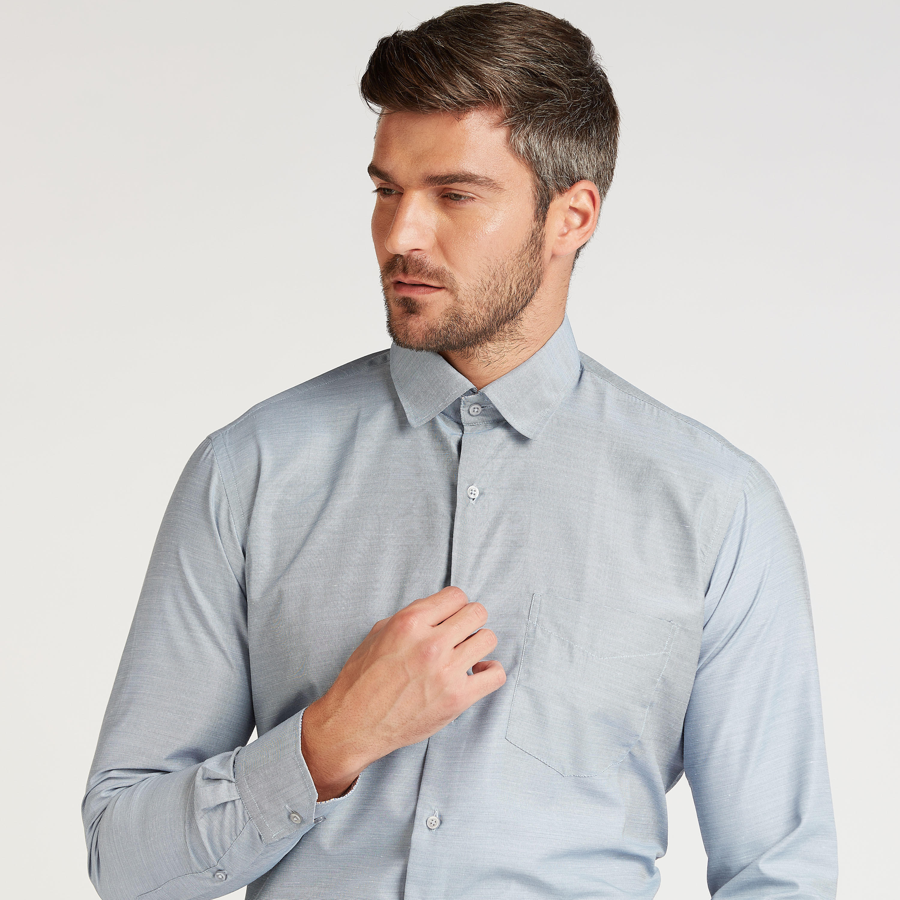 قميص رسمي بارز الملمس بأكمام طويلة وجيب على الصدر-men-clothing-shirts-image-3