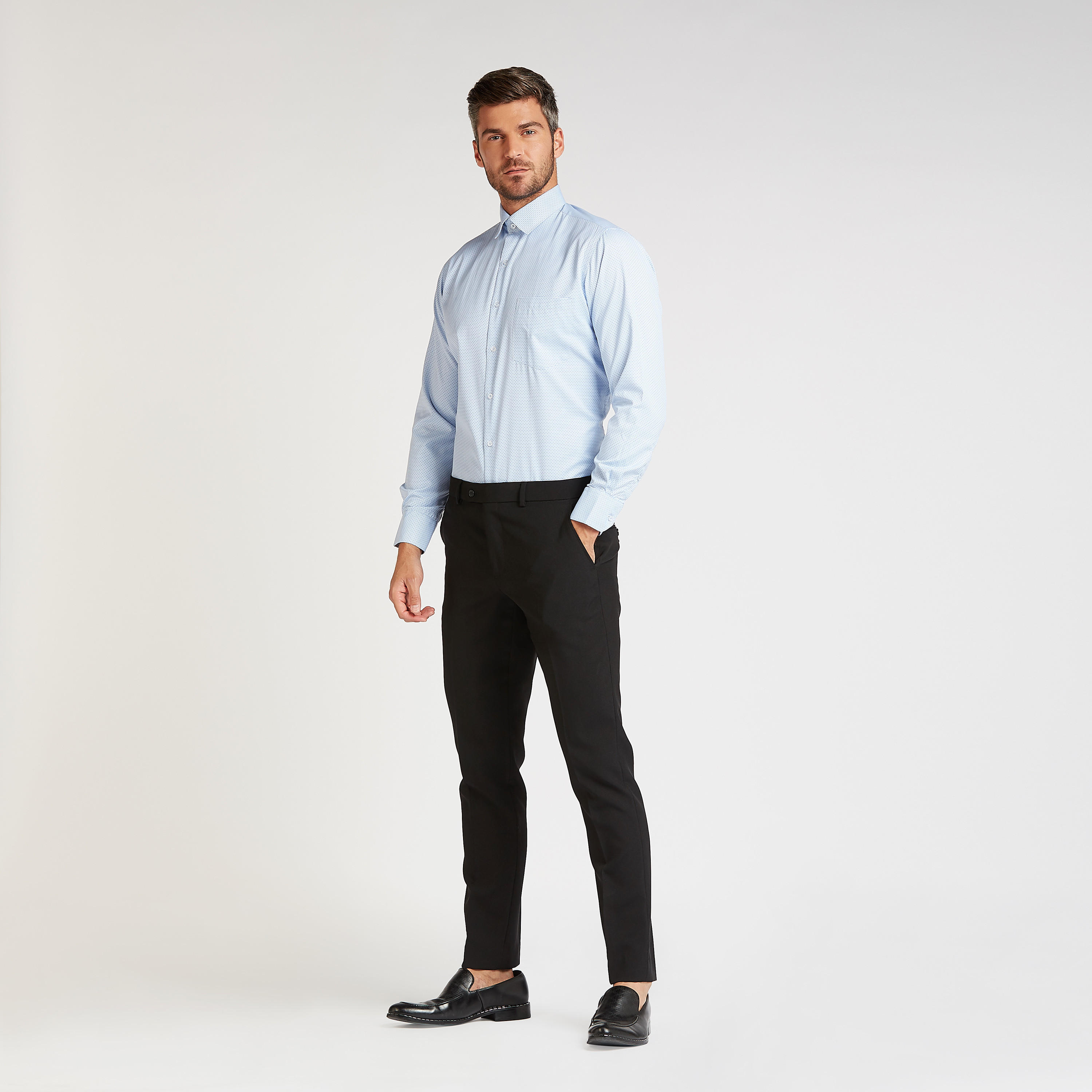 قميص رسمي بأكمام طويلة وجيب على الصدر وبطبعات-men-clothing-shirts-image-2