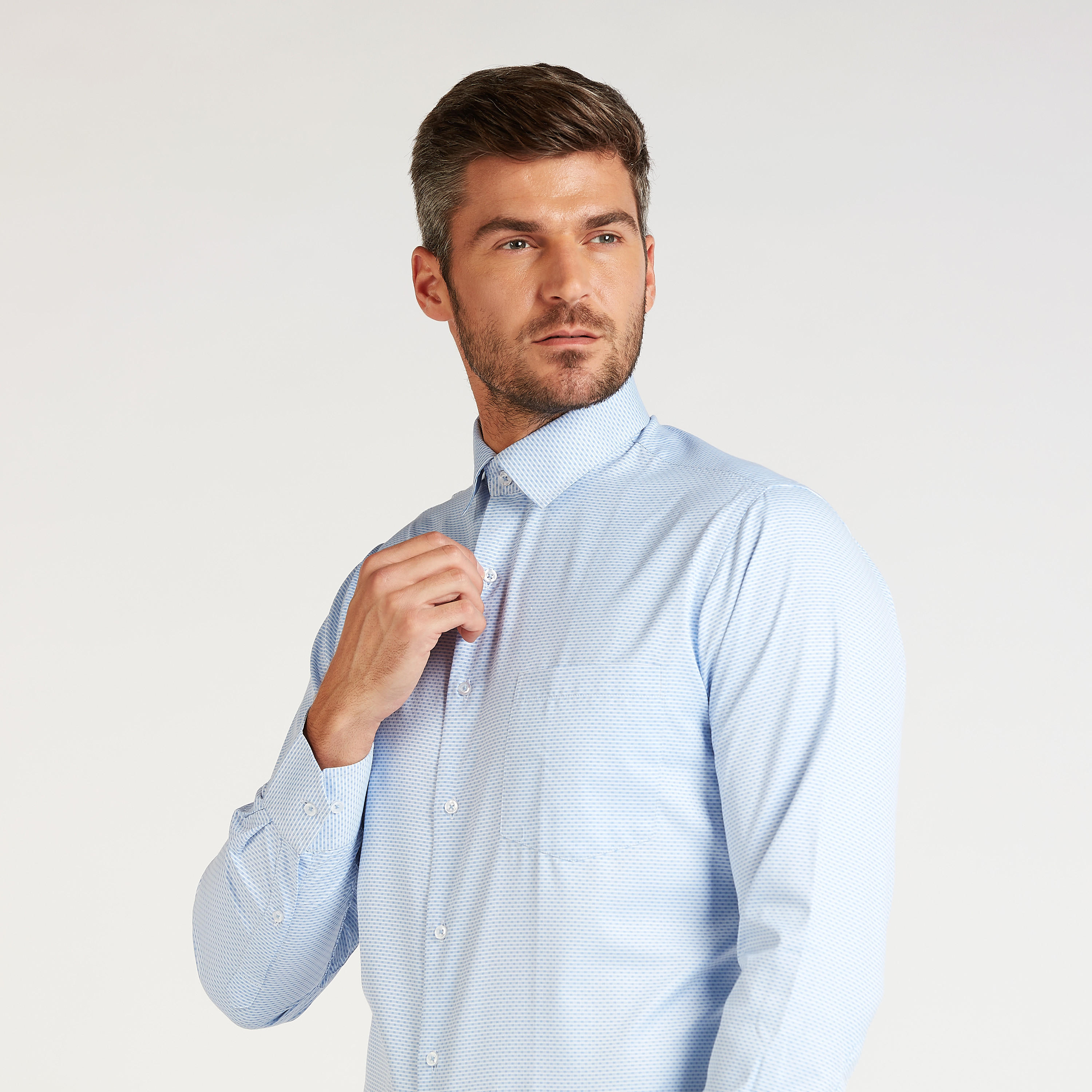 قميص رسمي بأكمام طويلة وجيب على الصدر وبطبعات-men-clothing-shirts-image-3