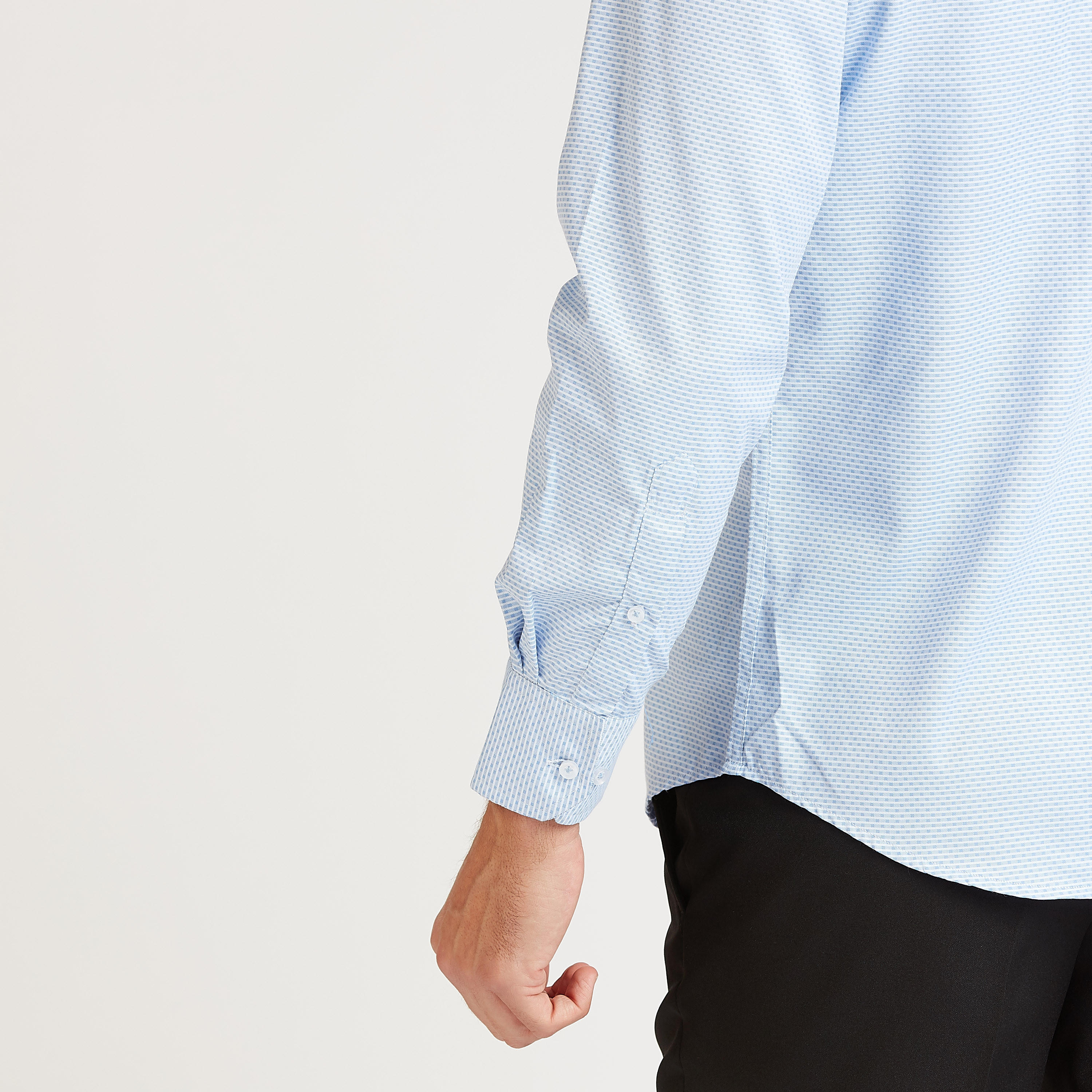 قميص رسمي بأكمام طويلة وجيب على الصدر وبطبعات-men-clothing-shirts-image-5