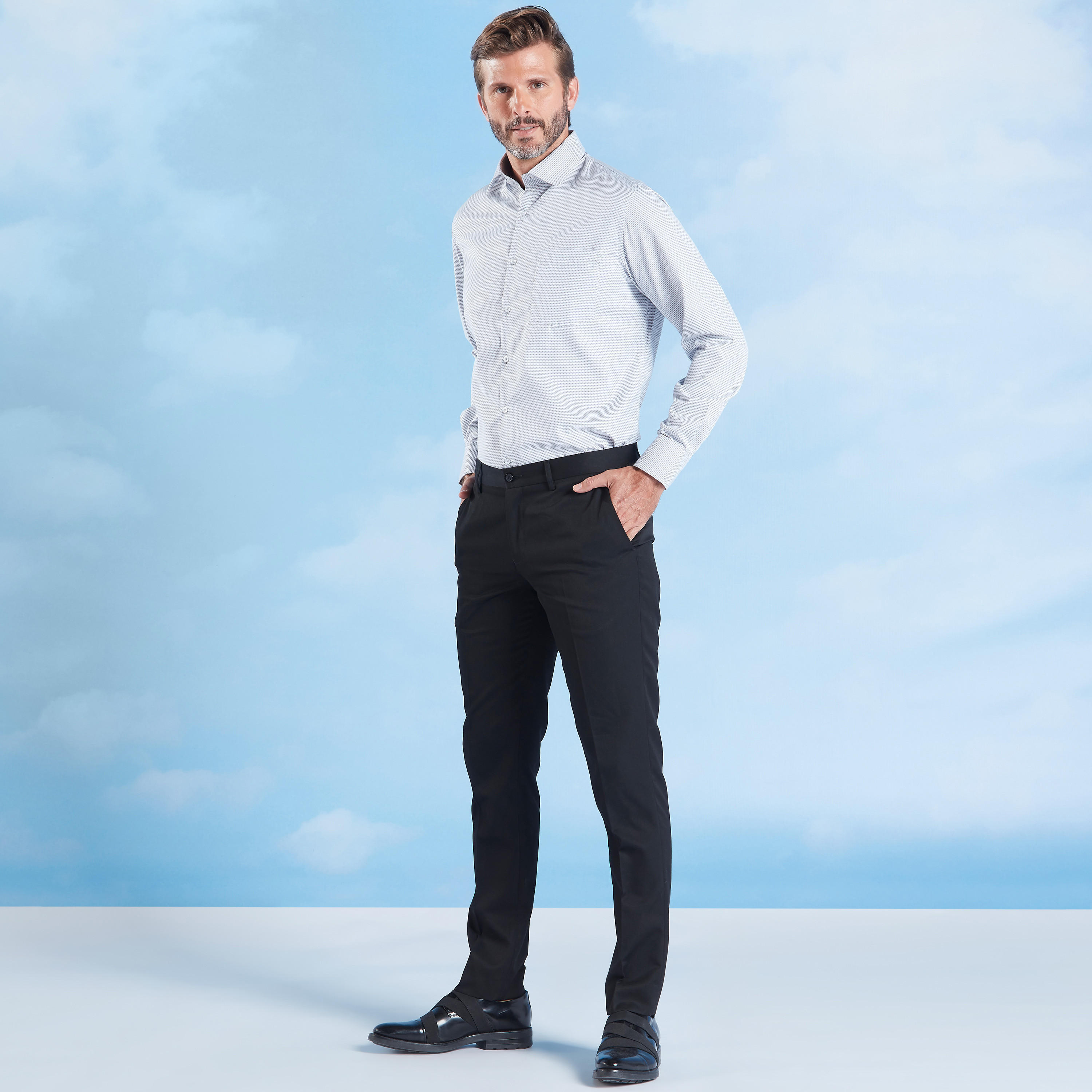 قميص رسمي بأكمام طويلة وجيب على الصدر وبطبعات-men-clothing-shirts-image-2