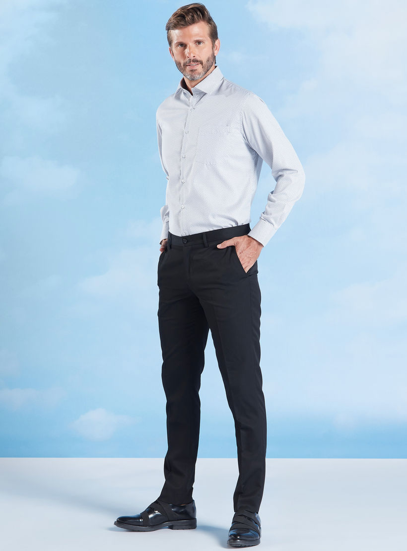 قميص رسمي بأكمام طويلة وجيب على الصدر وبطبعات-men-clothing-shirts-image-2