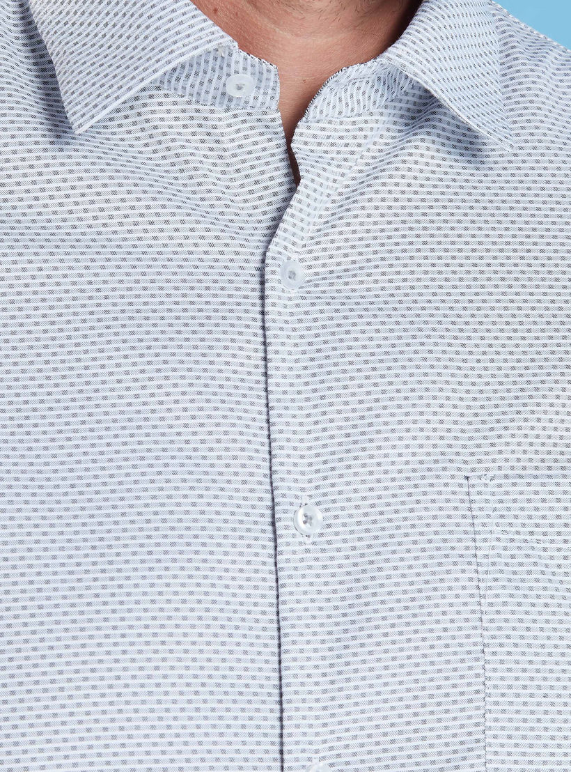 قميص رسمي بأكمام طويلة وجيب على الصدر وبطبعات-men-clothing-shirts-image-3