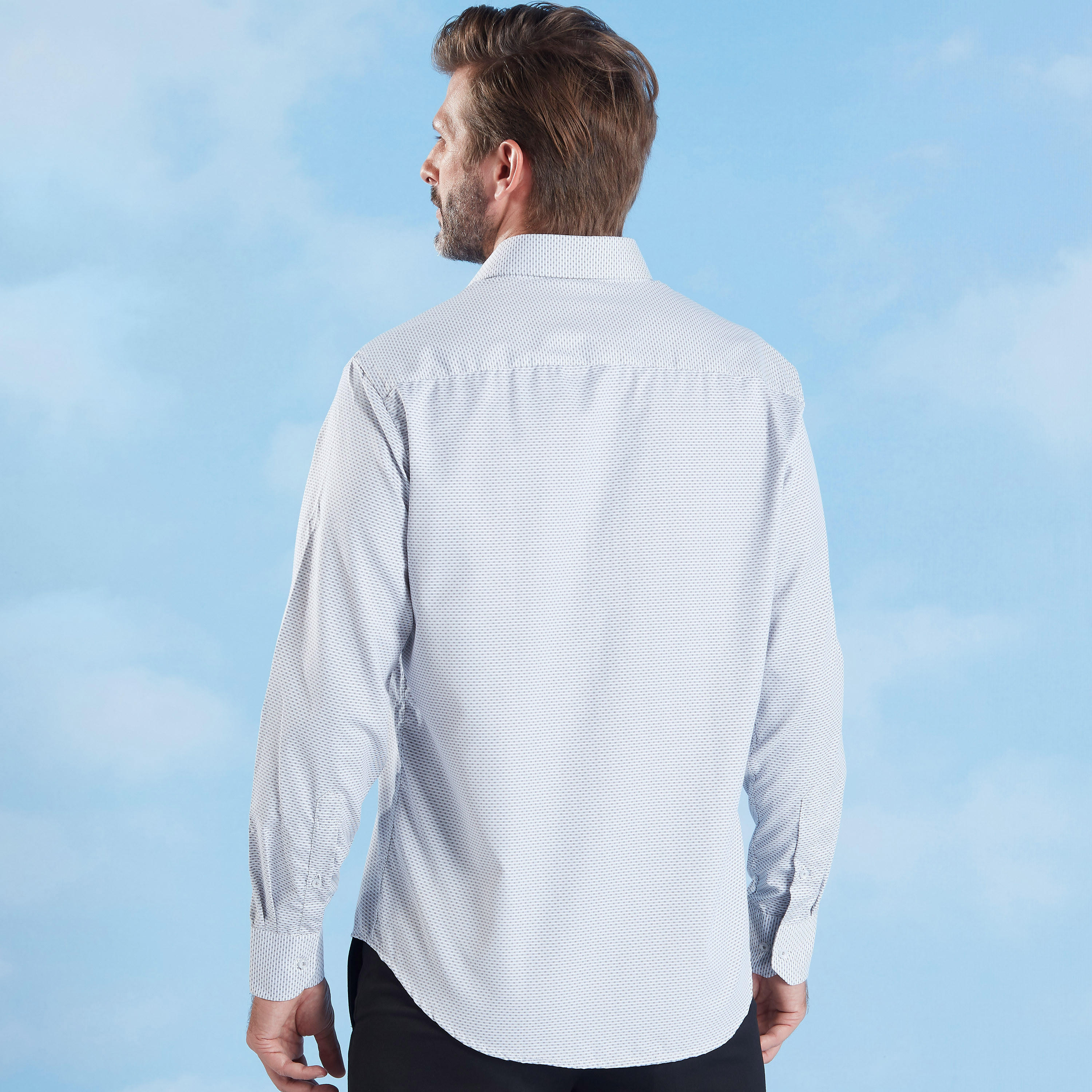 قميص رسمي بأكمام طويلة وجيب على الصدر وبطبعات-men-clothing-shirts-image-5