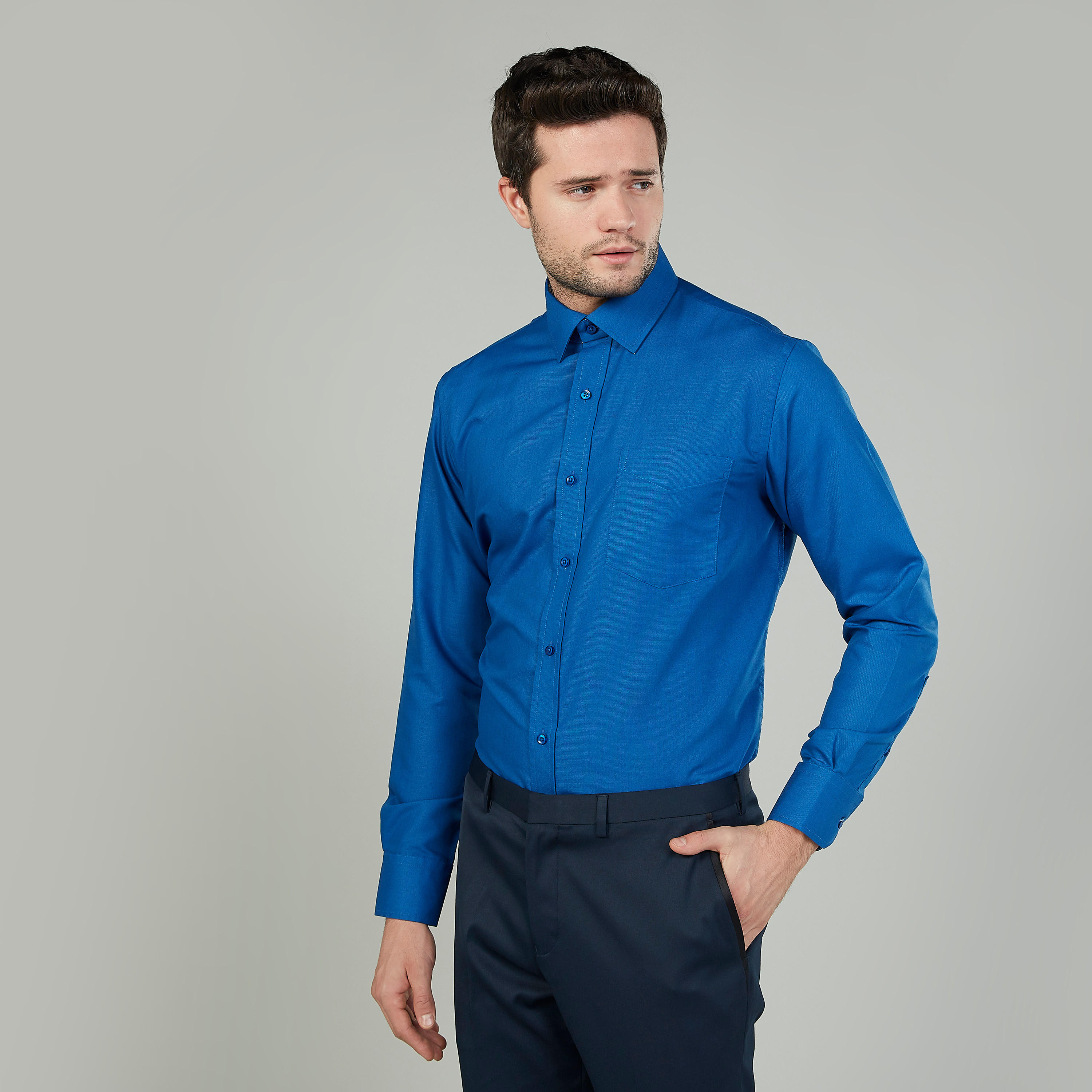 قميص بارز الملمس سهل الكي بياقة عادية وأكمام طويلة-men-clothing-shirts-image-1