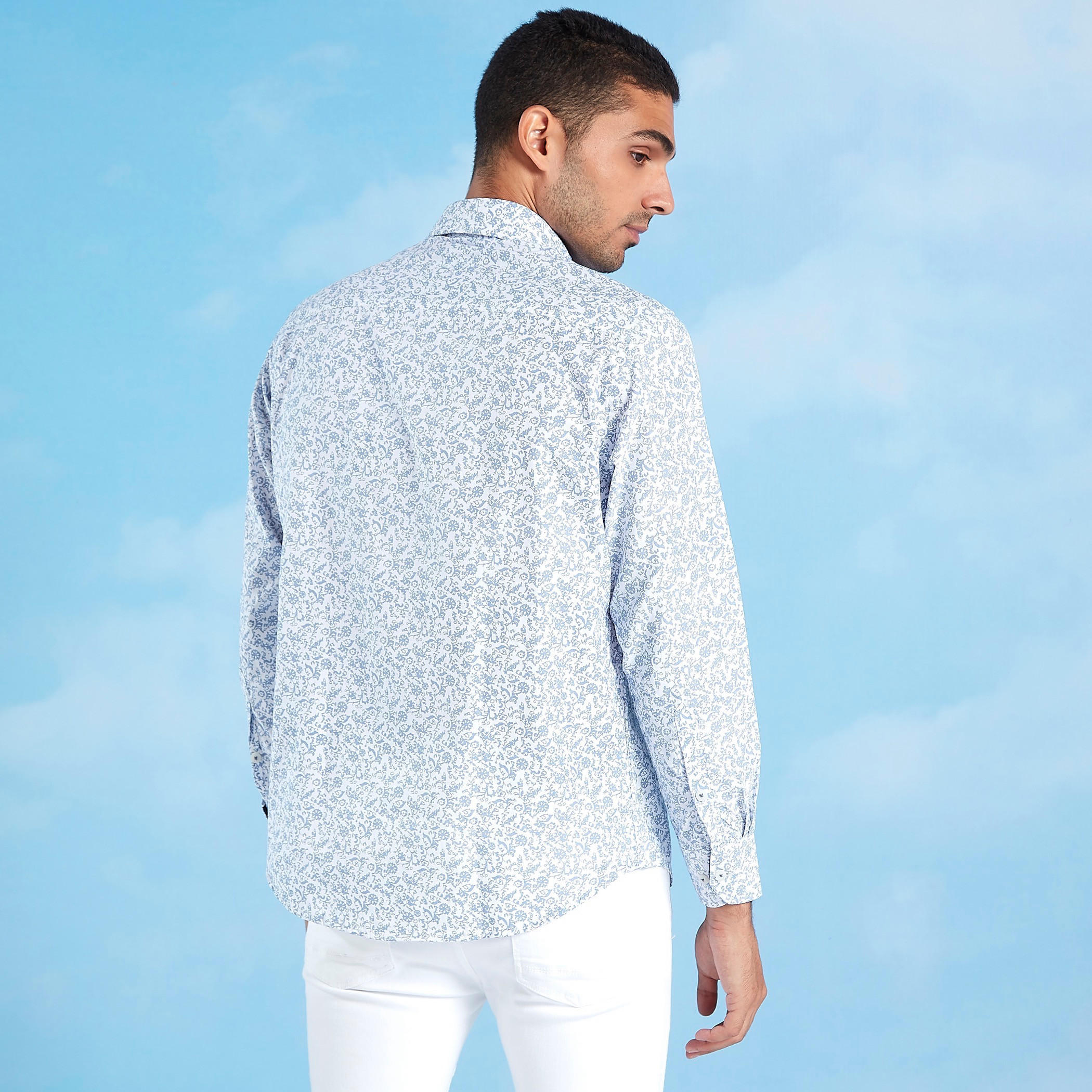 قميص سهل الكي بياقة عادية وأكمام طويلة وطبعات-men-clothing-shirts-image-4