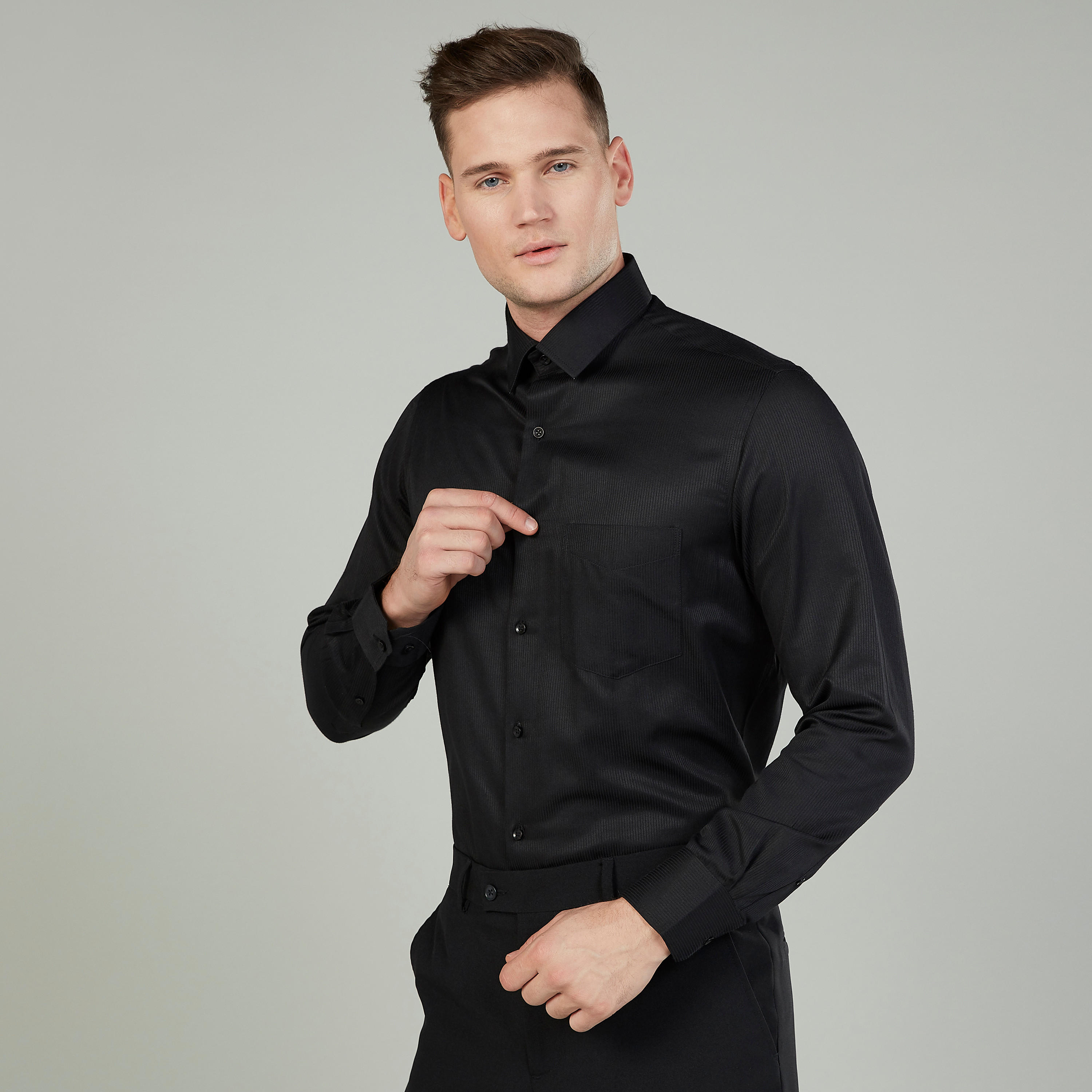 قميص رسمي بارز الملمس سهل الكي بياقة عادية وأكمام طويلة-men-clothing-shirts-image-4