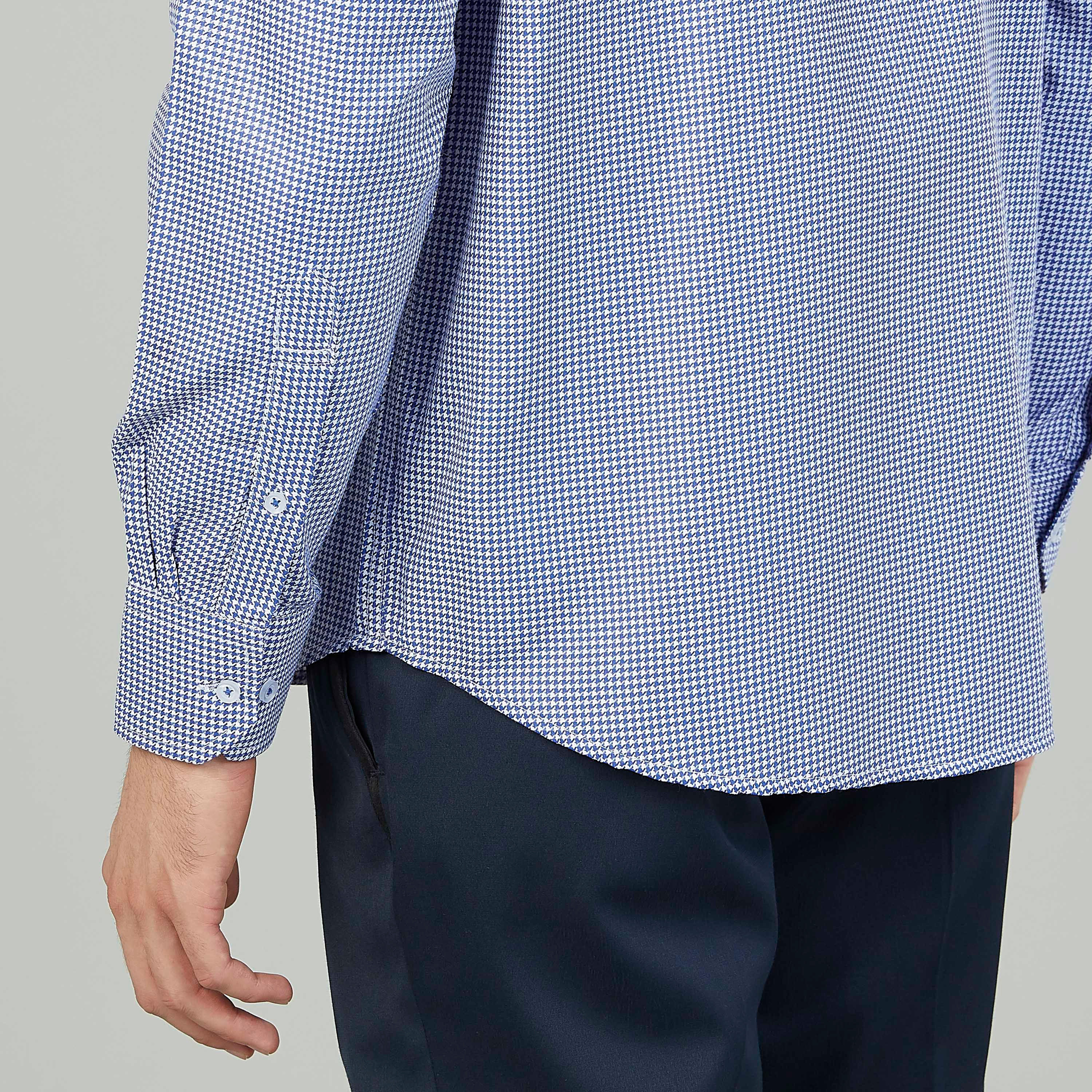 قميص مربعات سهل الكي بأكمام طويلة وجيب على الصدر-men-clothing-shirts-image-3