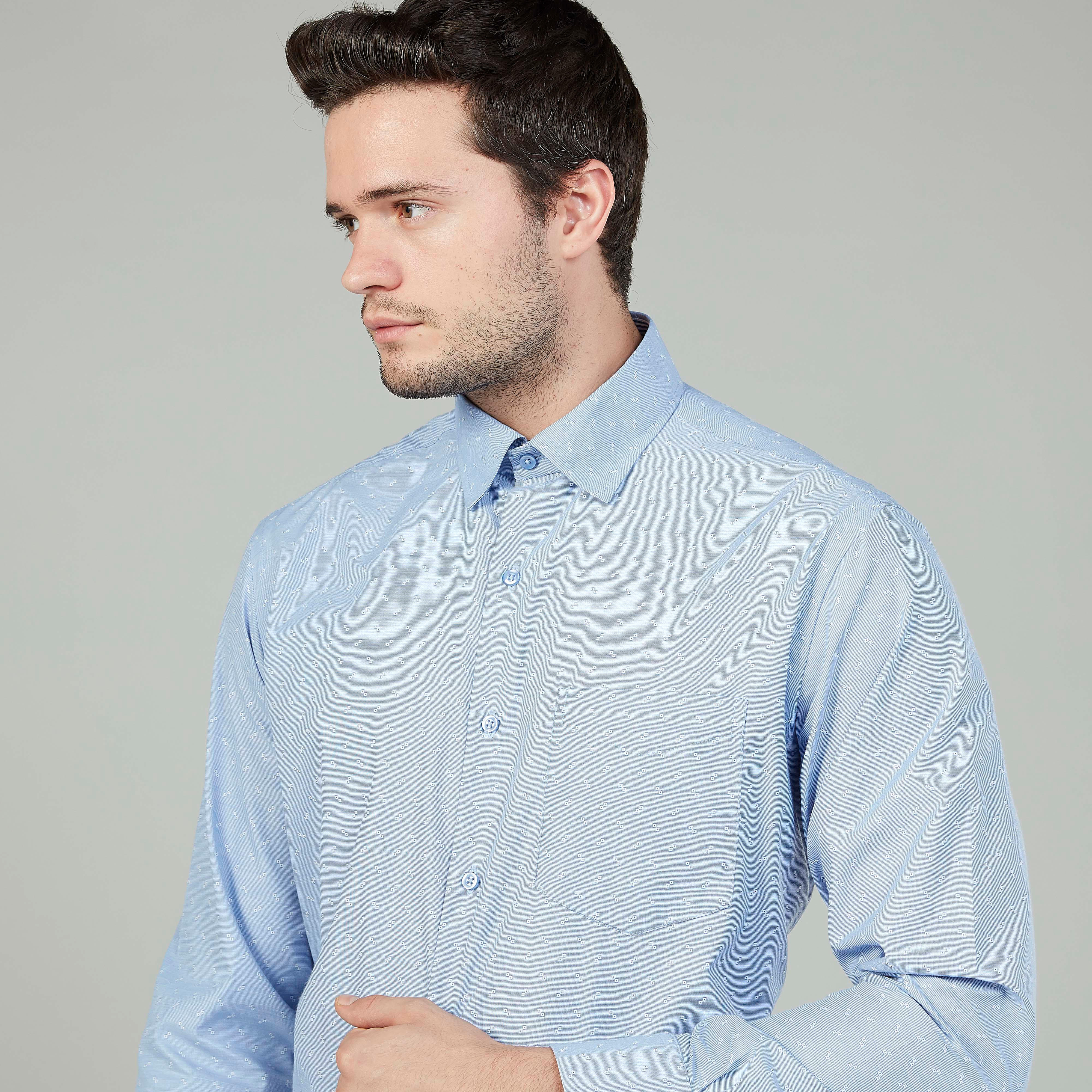 قميص بارز الملمس سهل الكي بأكمام طويلة وجيب على الصدر-men-clothing-shirts-image-3
