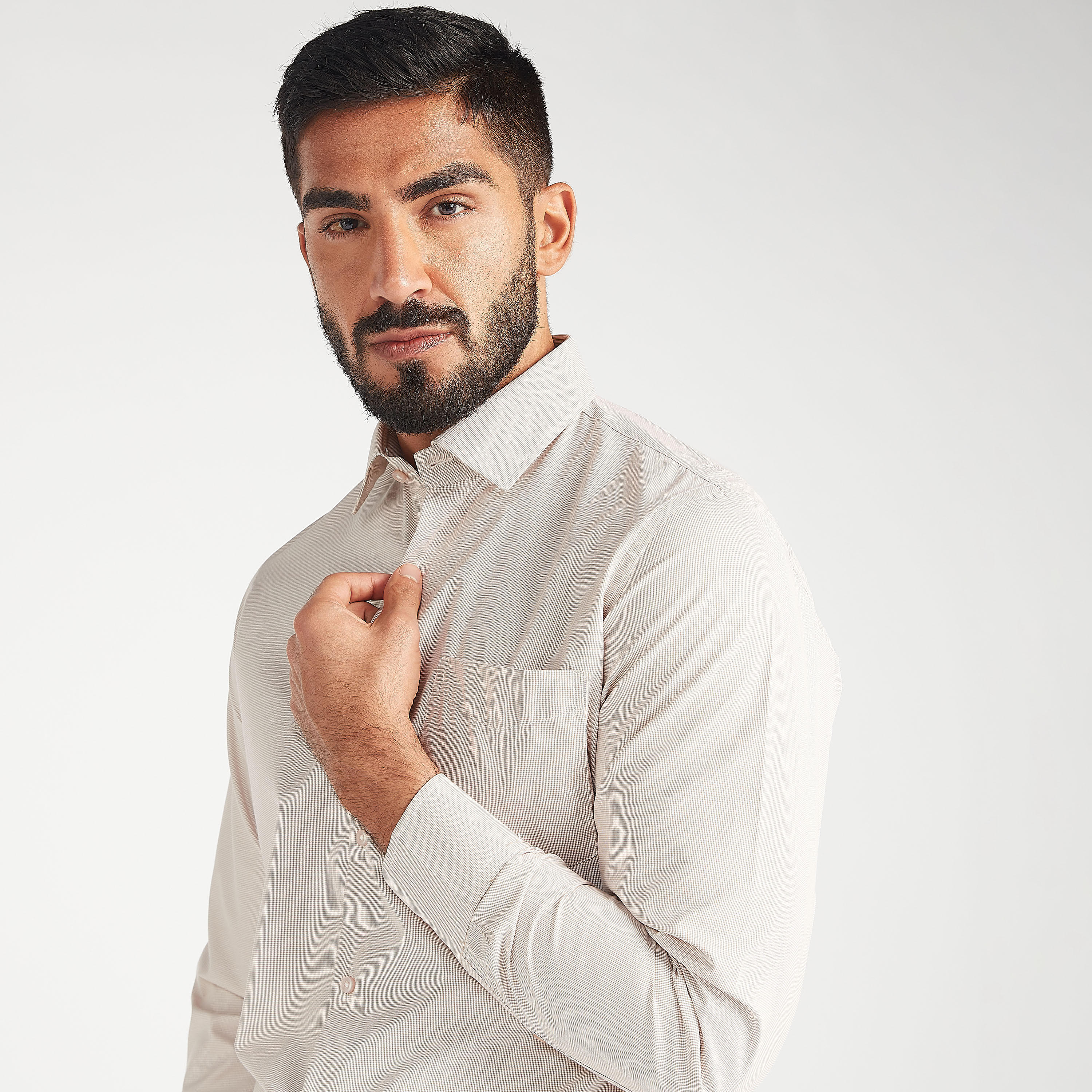 قميص بارز الملمس سهل الكي بأكمام طويلة وجيب على الصدر-men-clothing-shirts-image-3