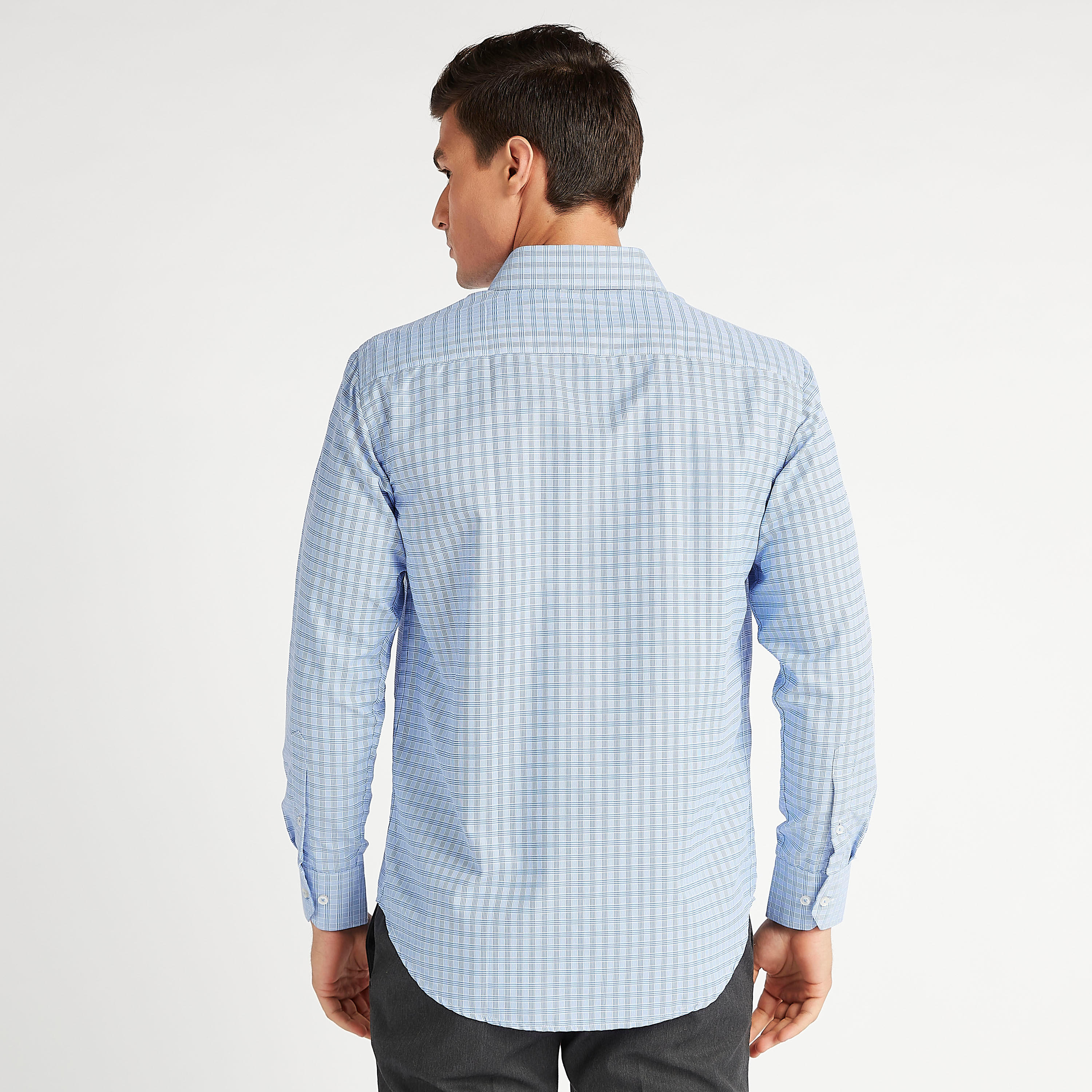 قميص كاروهات سهل الكي بأكمام طويلة وجيب على الصدر-men-clothing-shirts-image-4