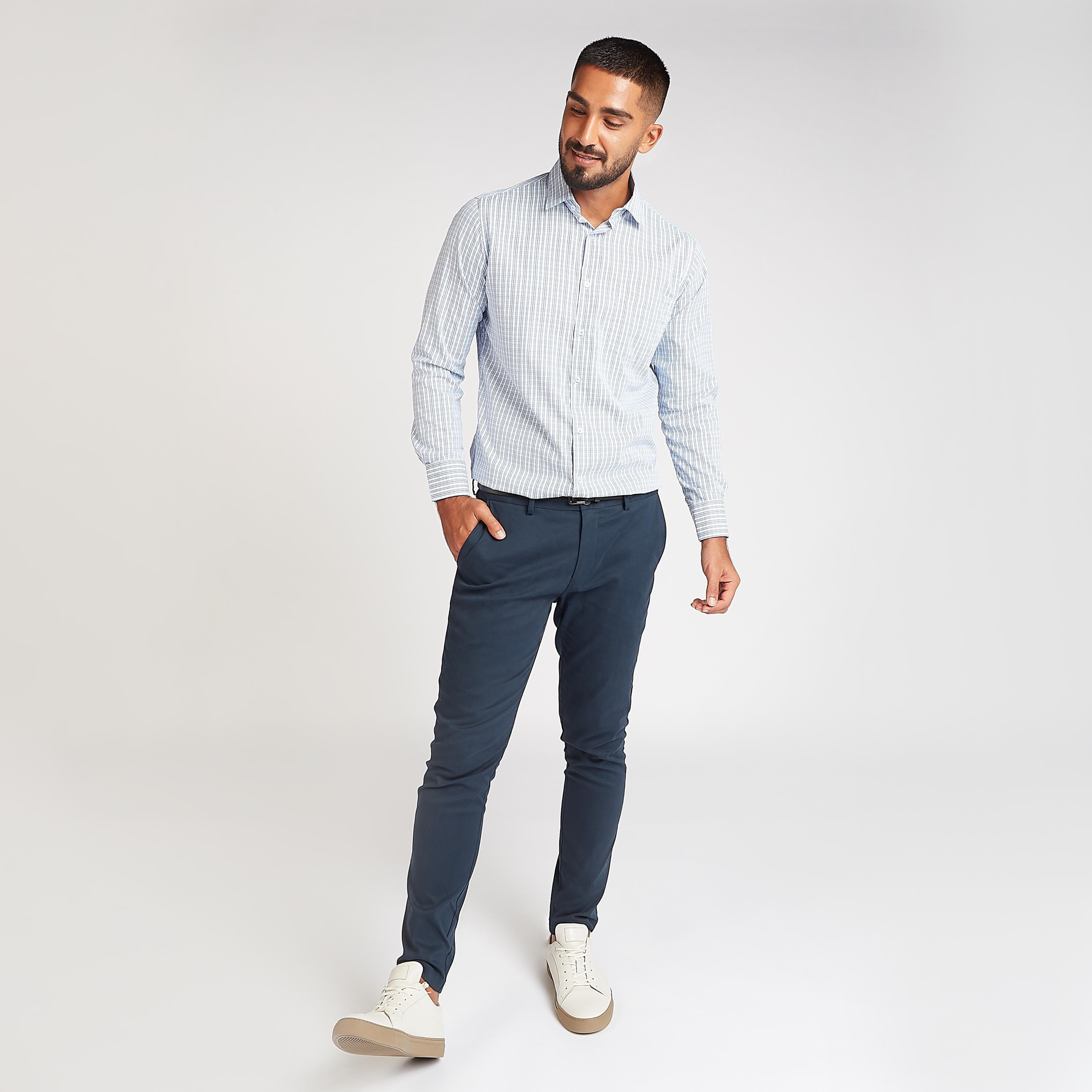 قميص رسمي سهل الكي بمربعات بأكمام طويلة وجيب على الصدر-men-clothing-shirts-image-3