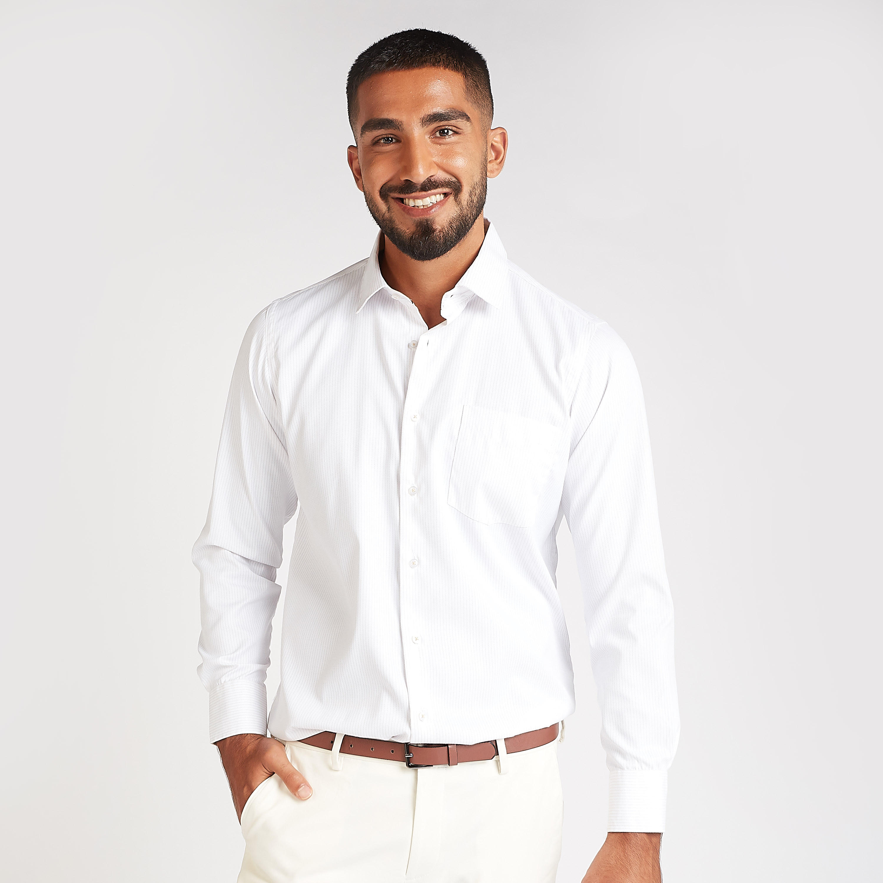 قميص رسمي مقلّم بأكمام طويلة وياقة عادية-men-clothing-shirts-image-1
