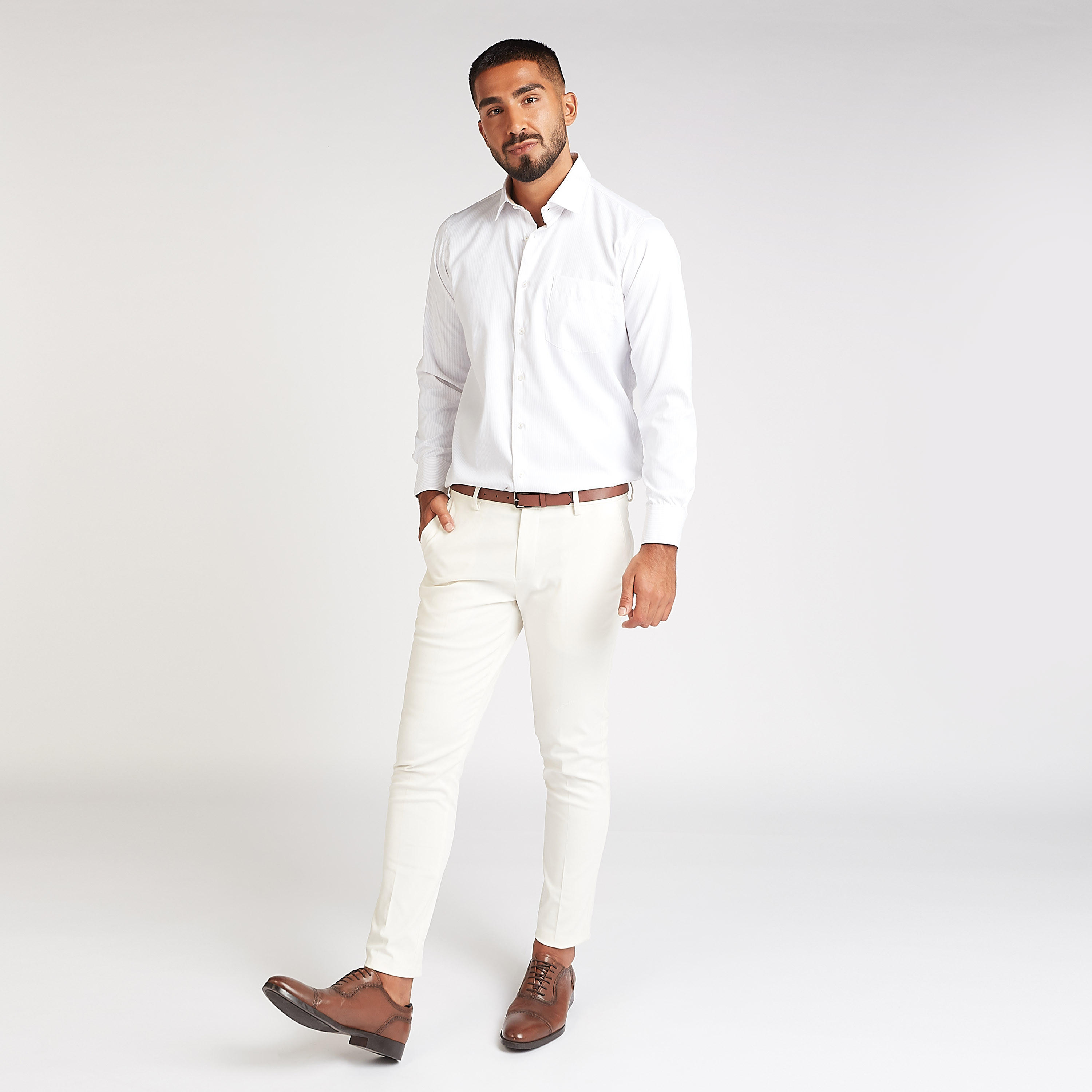 قميص رسمي مقلّم بأكمام طويلة وياقة عادية-men-clothing-shirts-image-2