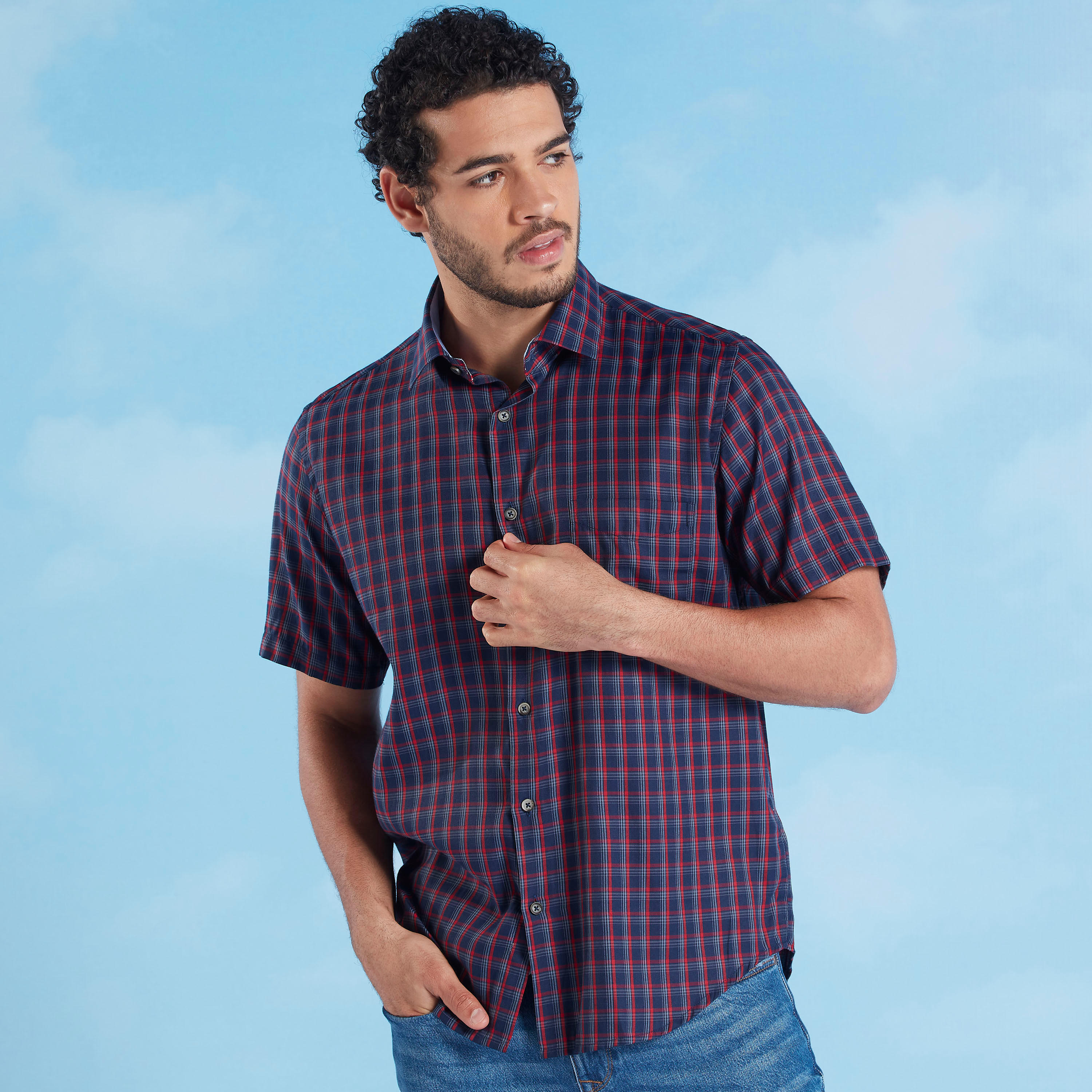 قميص رسمي كاروهات بأكمام قصيرة وياقة عادية-men-clothing-shirts-image-1