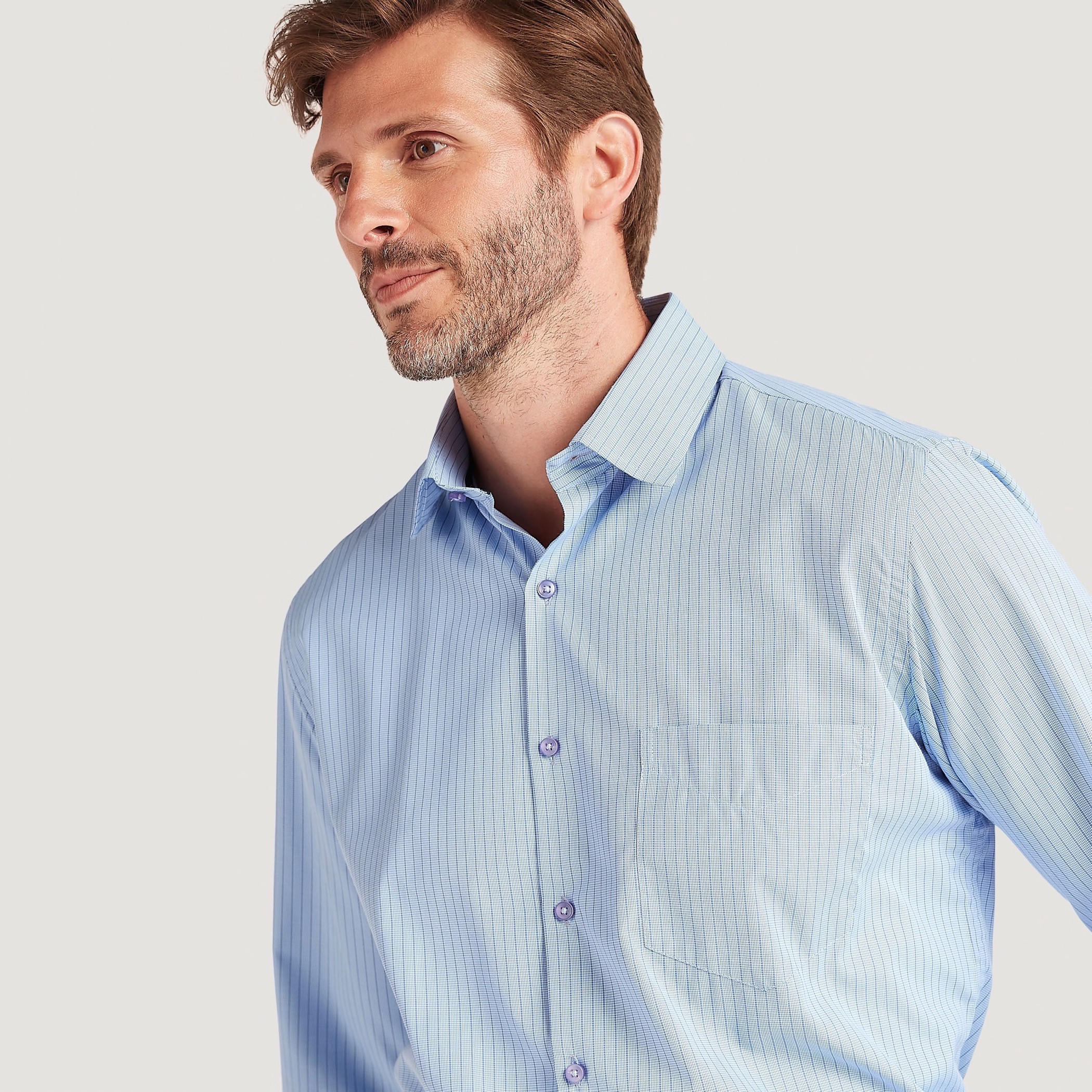 قميص بارز الملمس بزر سفلي مع أكمام قصيرة وجيب على الصّدر-men-clothing-shirts-image-3