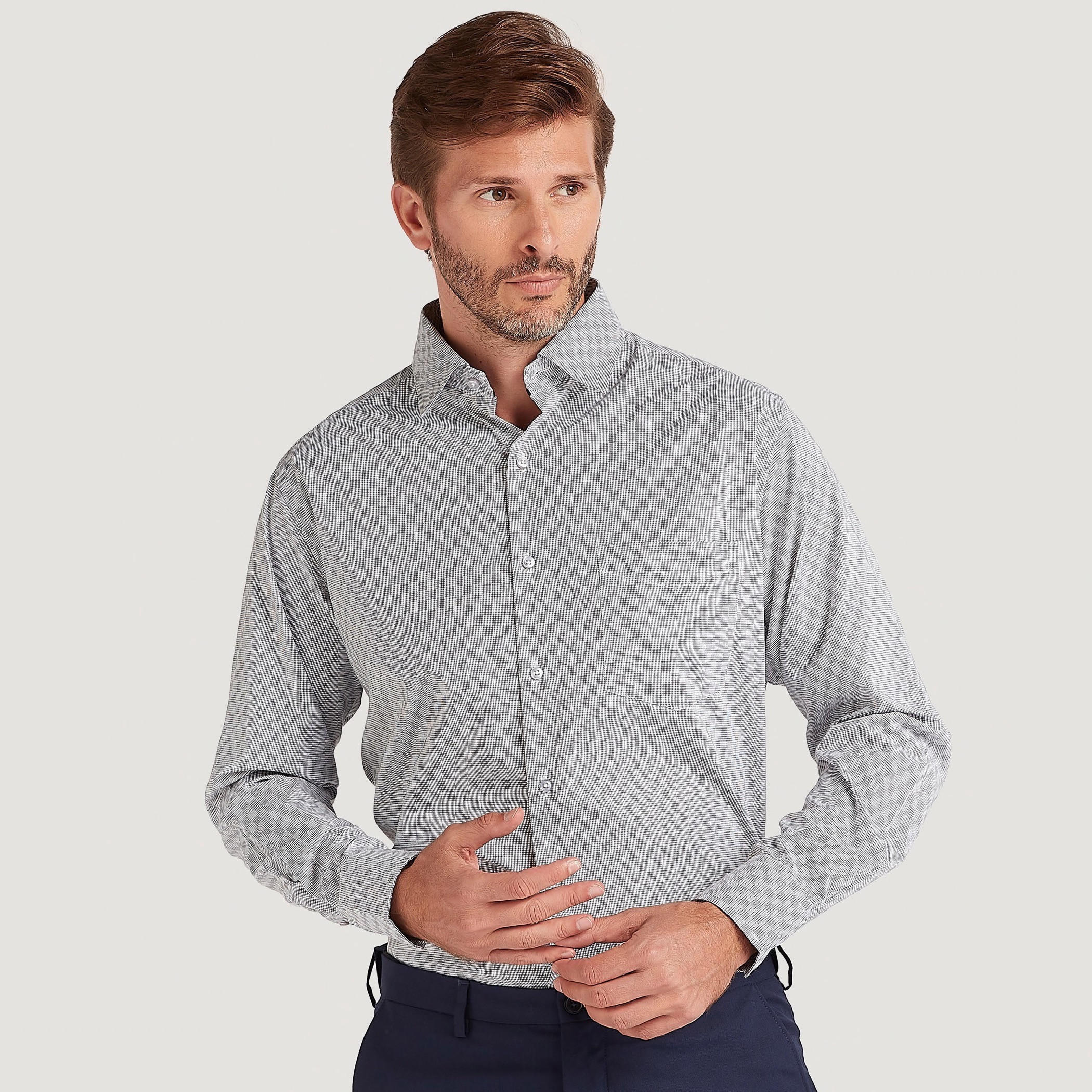 قميص بارز الملمس بزر سفلي مع أكمام قصيرة وجيب على الصّدر-men-clothing-shirts-image-5