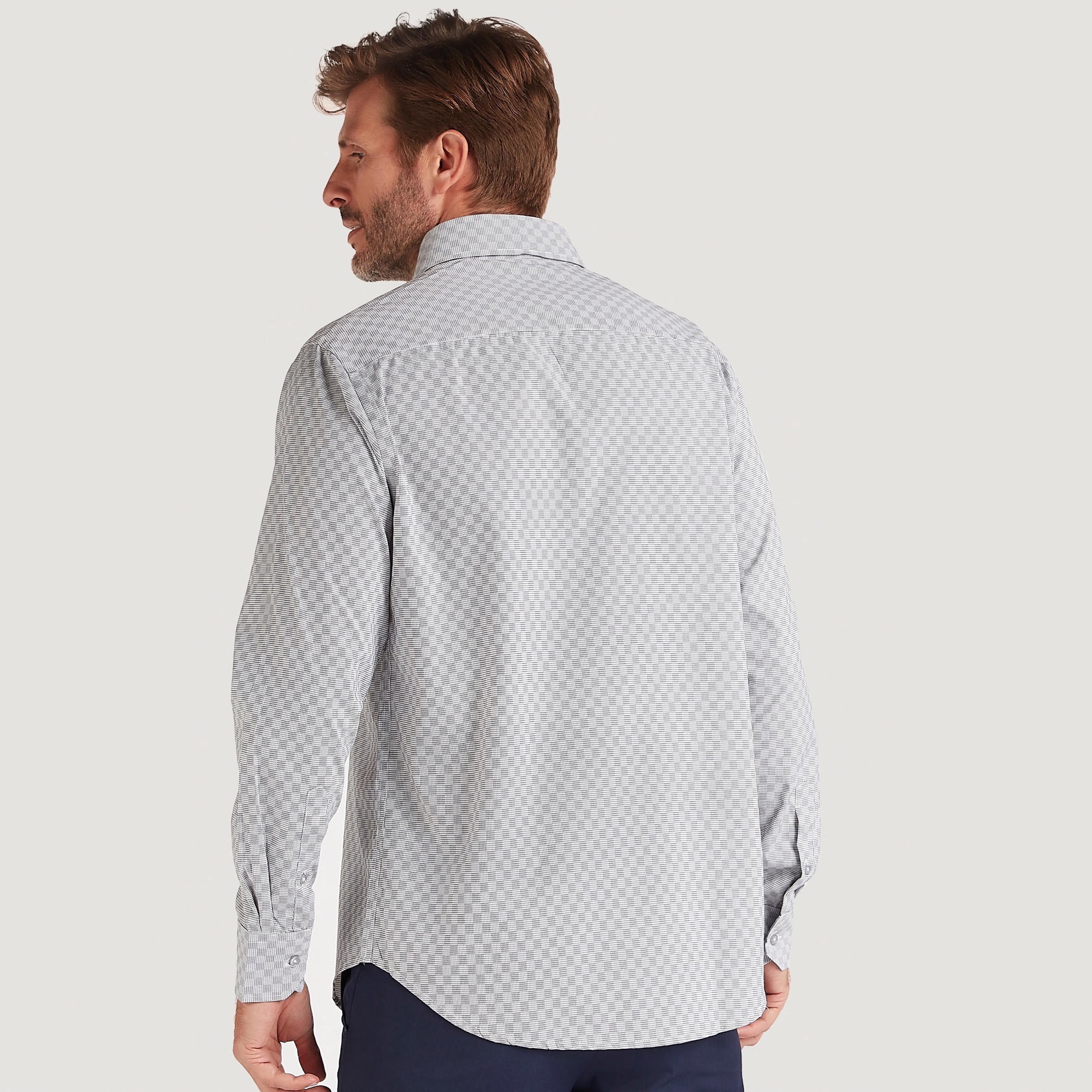 قميص بارز الملمس بزر سفلي مع أكمام قصيرة وجيب على الصّدر-men-clothing-shirts-image-2