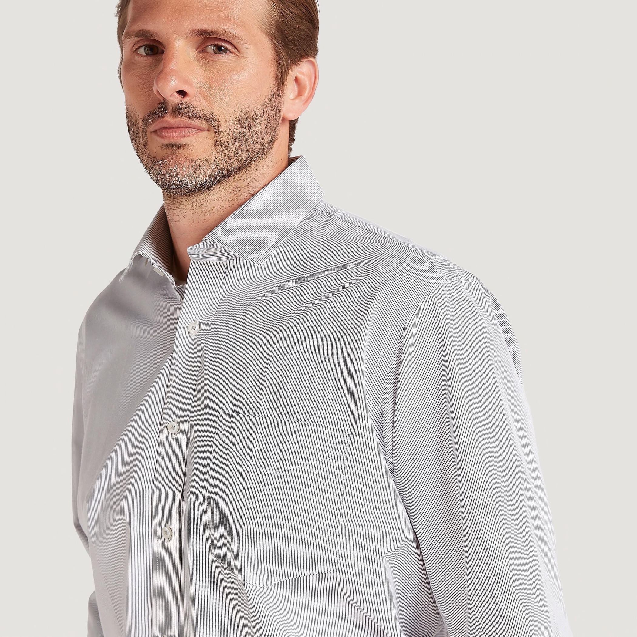 قميص مخطّط بزر سفلي مع أكمام طويلة وجيب على الصّدر-men-clothing-shirts-image-3