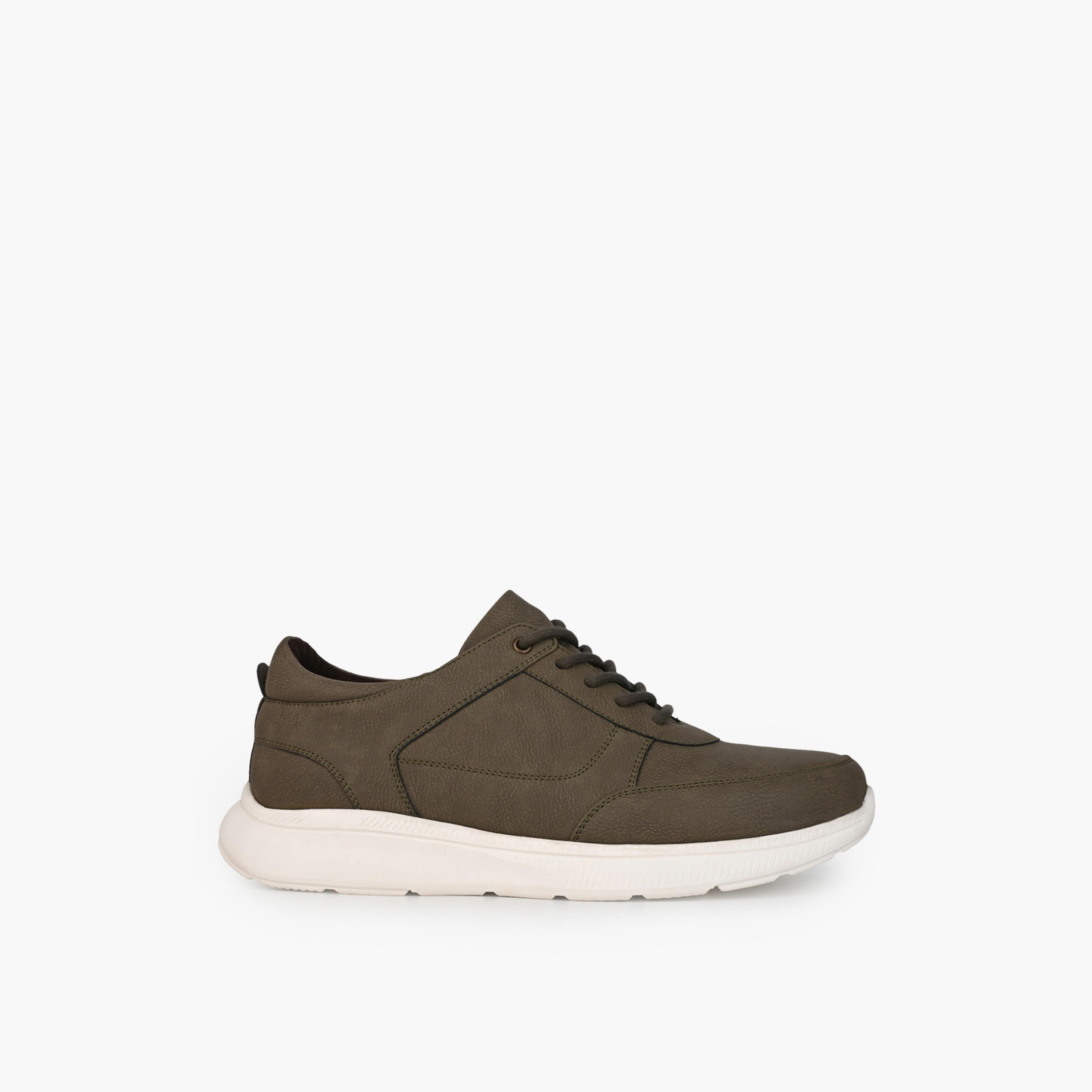 حذاء سنيكرز برباط إغلاق للرجال من لو كونفورت-men-shoes-sneakers-image-3