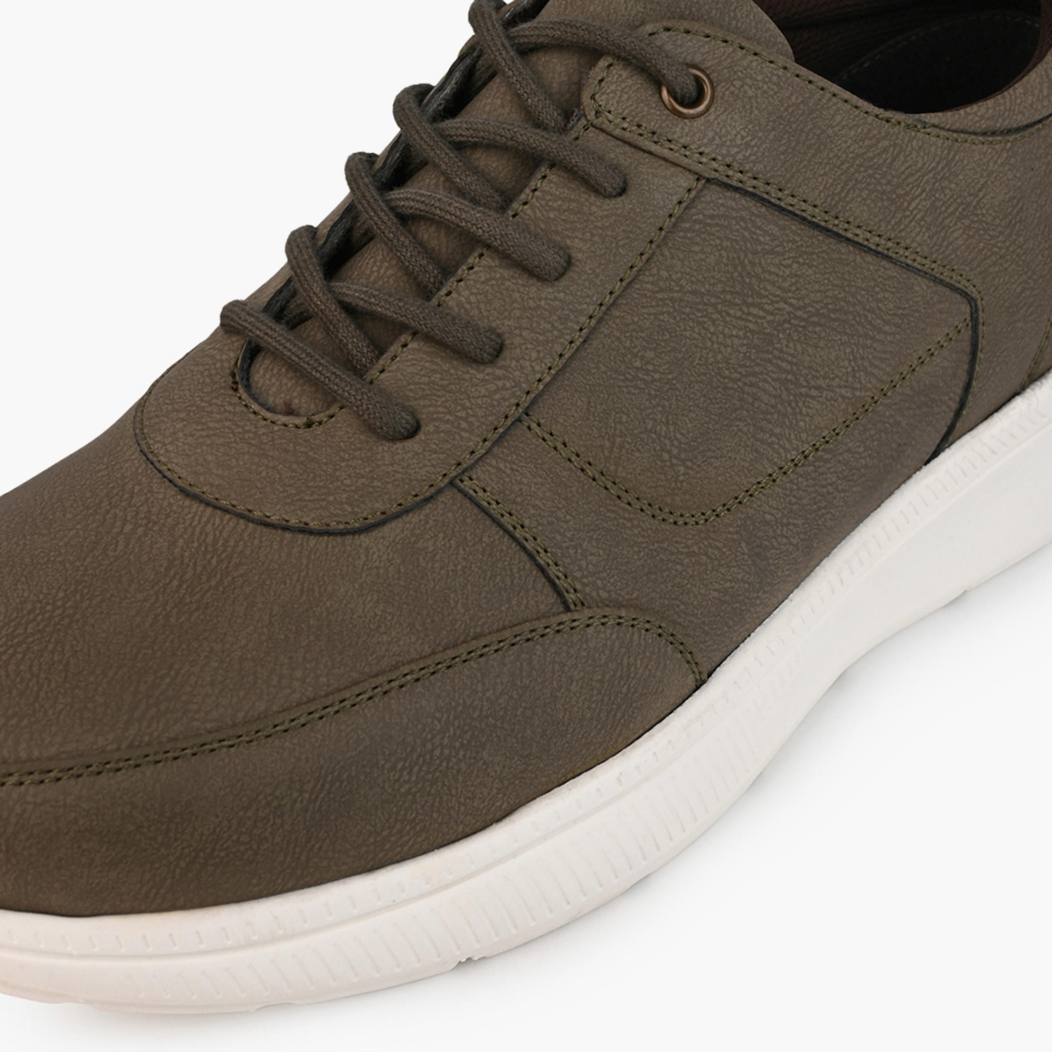 حذاء سنيكرز برباط إغلاق للرجال من لو كونفورت-men-shoes-sneakers-image-4