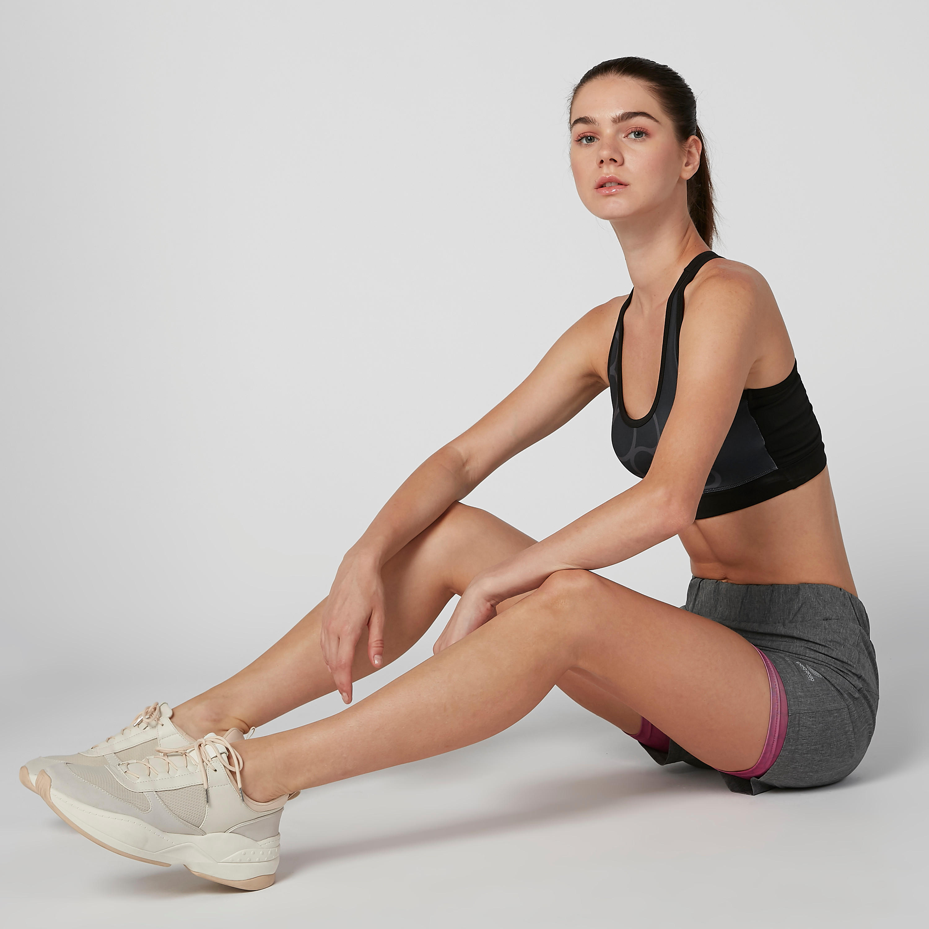 شورت سادة بخصر مطاطي-women-clothing-sportswearandactivewear-bottoms-image-5