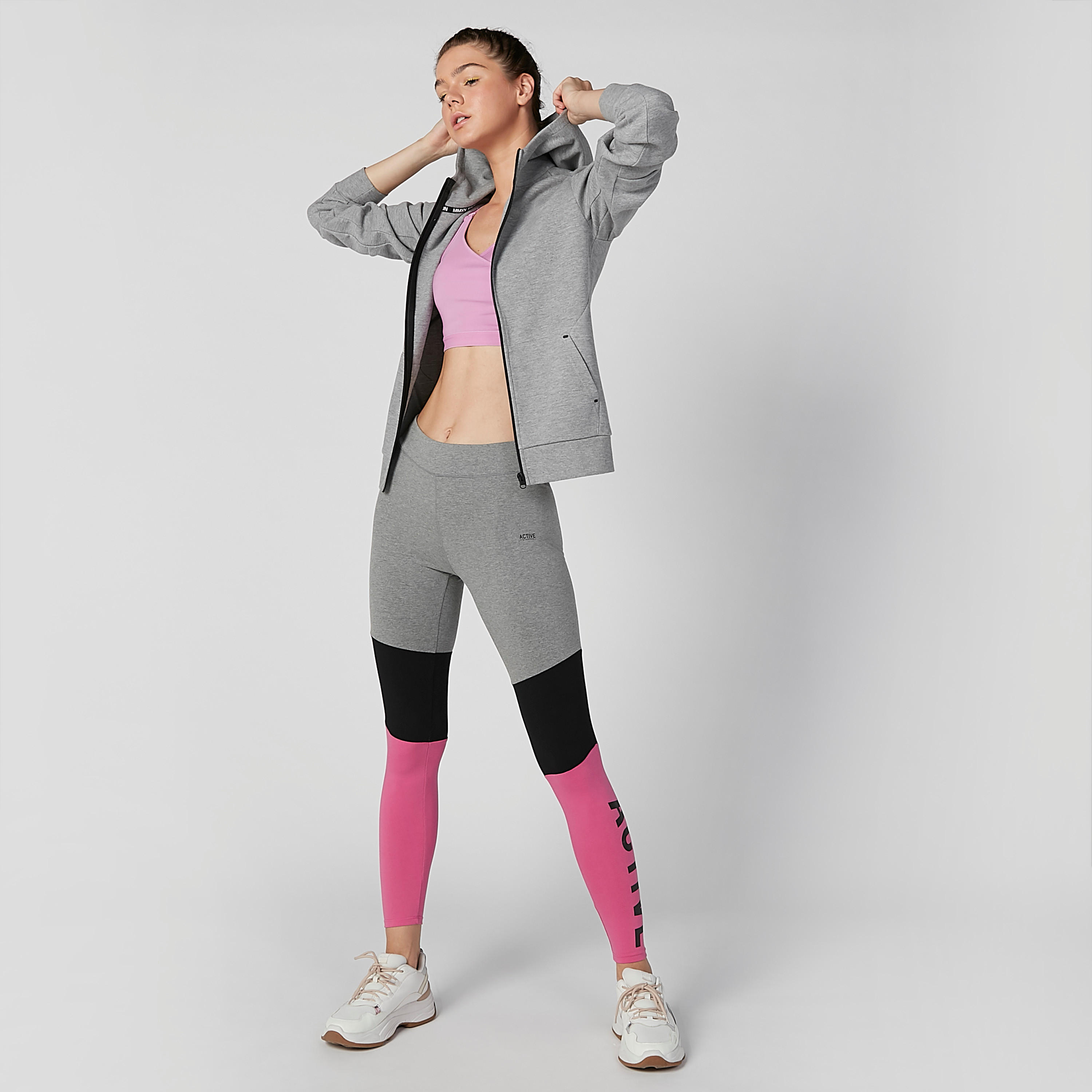 هودي بأكمام طويلة وجيوب إكسبو 2020-women-clothing-sportswearandactivewear-hoodiesandsweatshirts-image-1