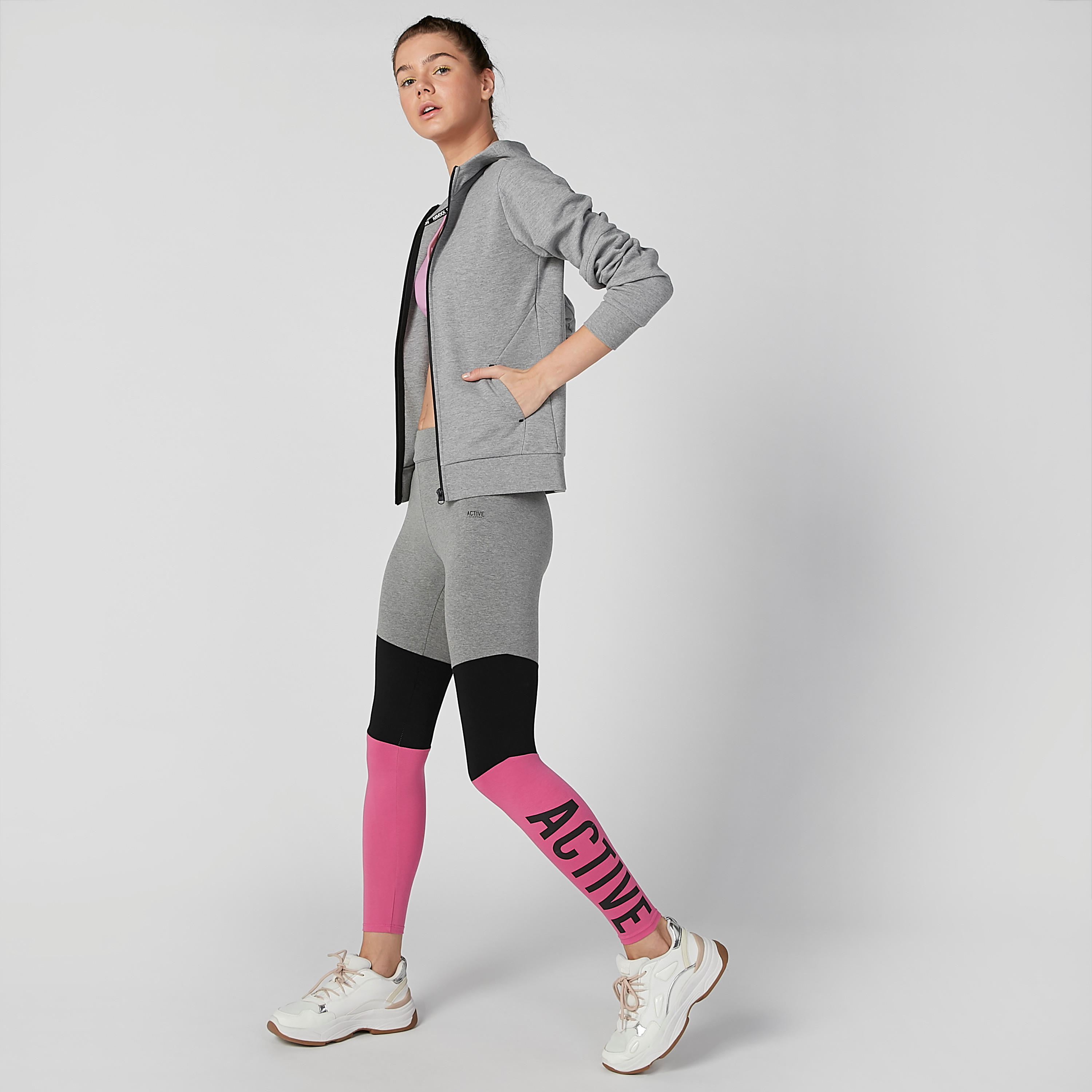 هودي بأكمام طويلة وجيوب إكسبو 2020-women-clothing-sportswearandactivewear-hoodiesandsweatshirts-image-3
