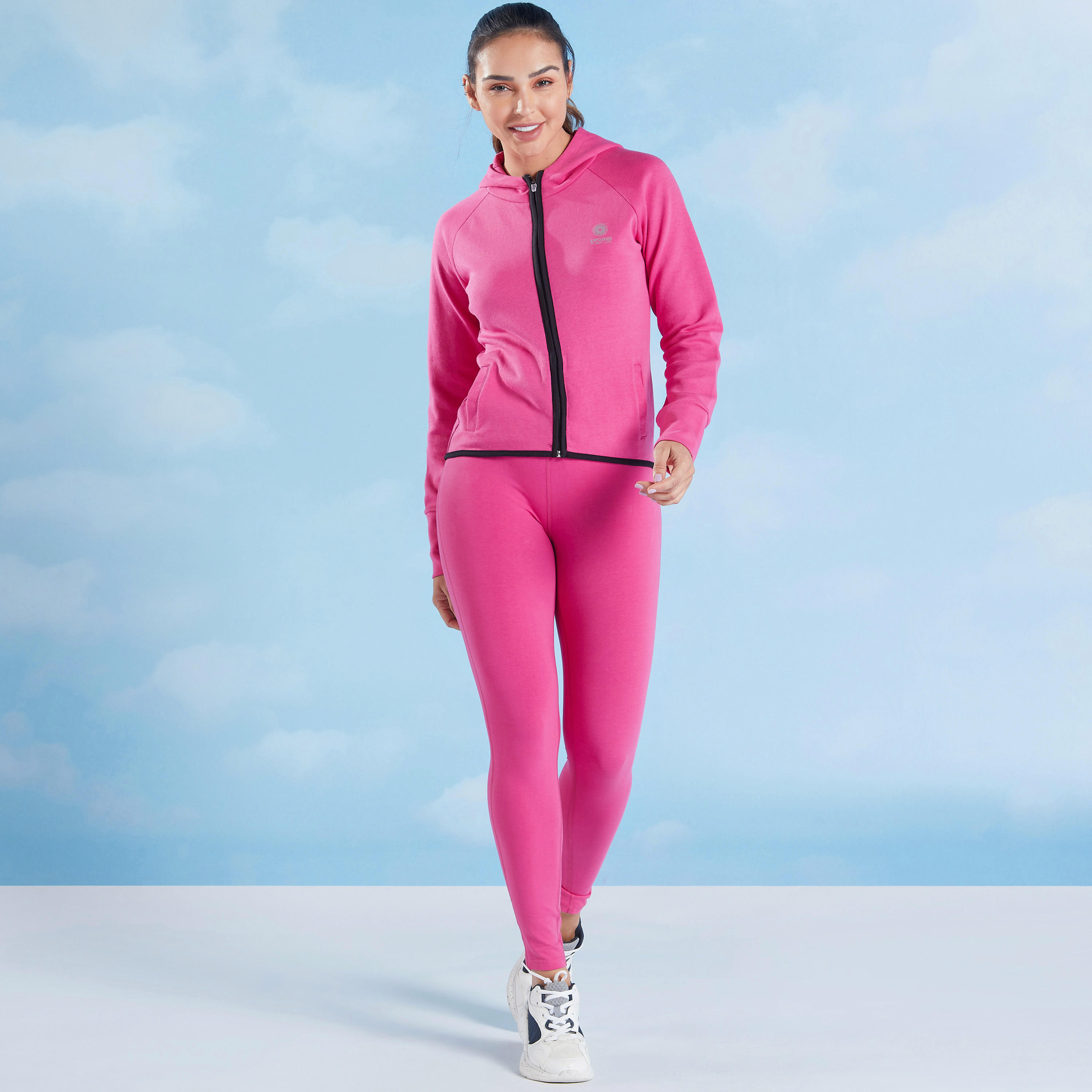 هودي مستدام بأكمام طويلة وجيوب إكسبو 2020-women-clothing-sportswearandactivewear-hoodiesandsweatshirts-image-2