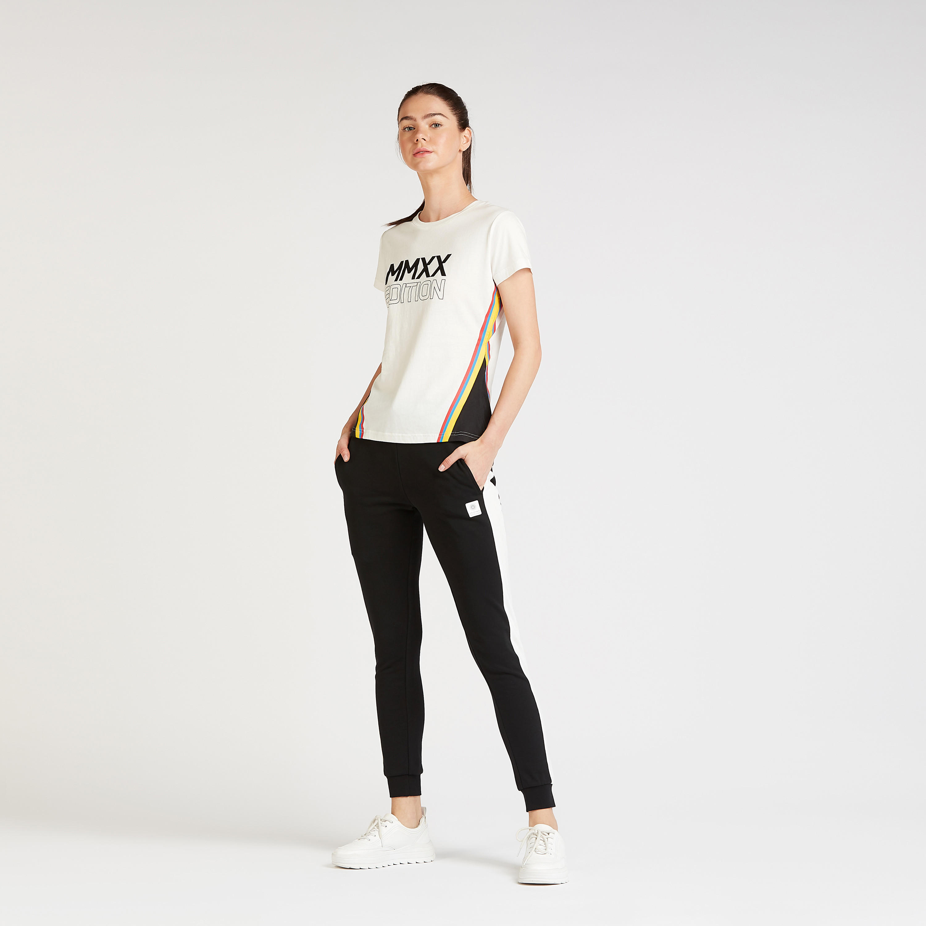 Expo 2020 Printed T-shirt with Round Neck and Short Sleeves-women-clothing-sportswearandactivewear-tshirtsandvests-image-2