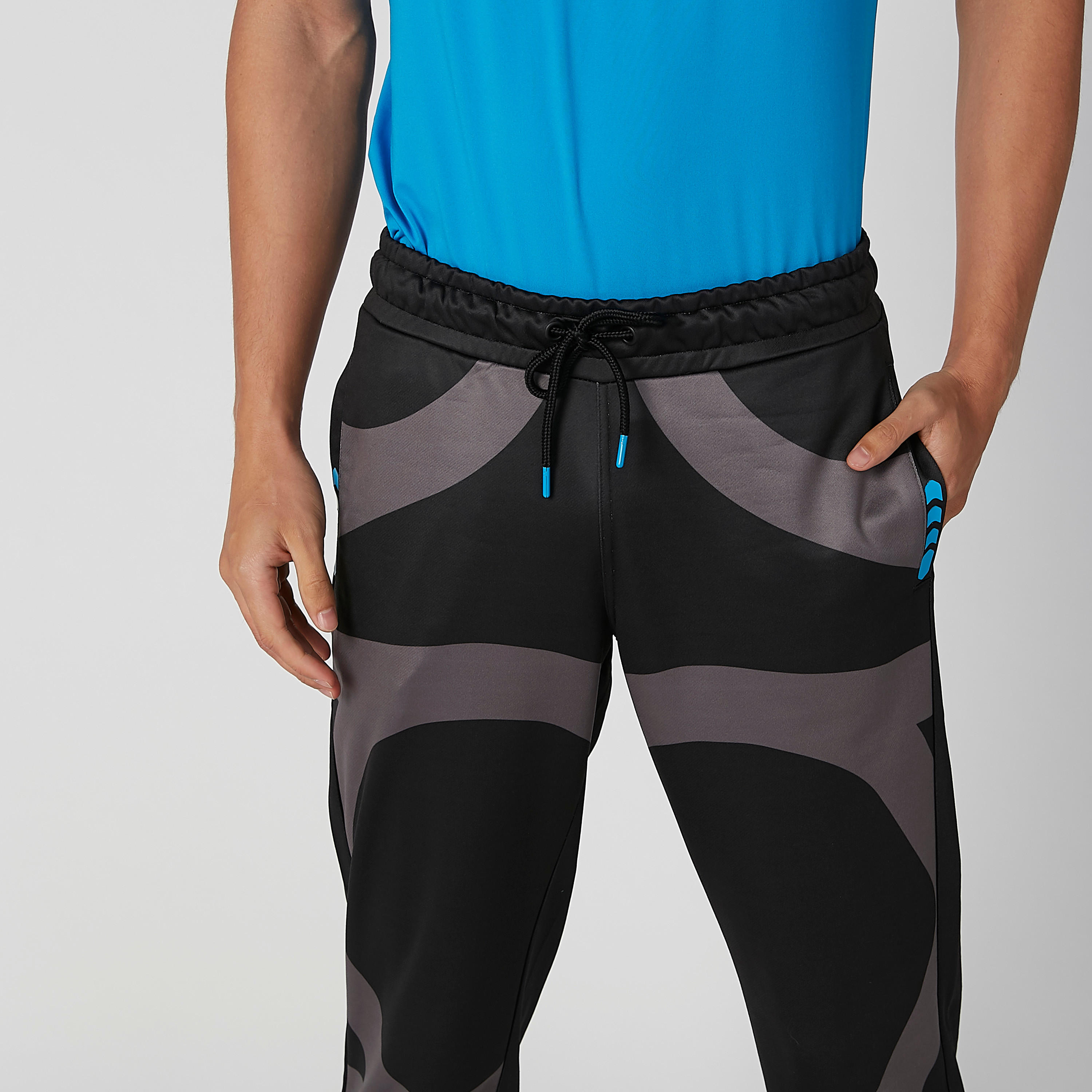 بنطلون رياضي مستدام طويل بجيوب وطبعات-men-clothing-sportswearandactivewear-bottoms-image-4