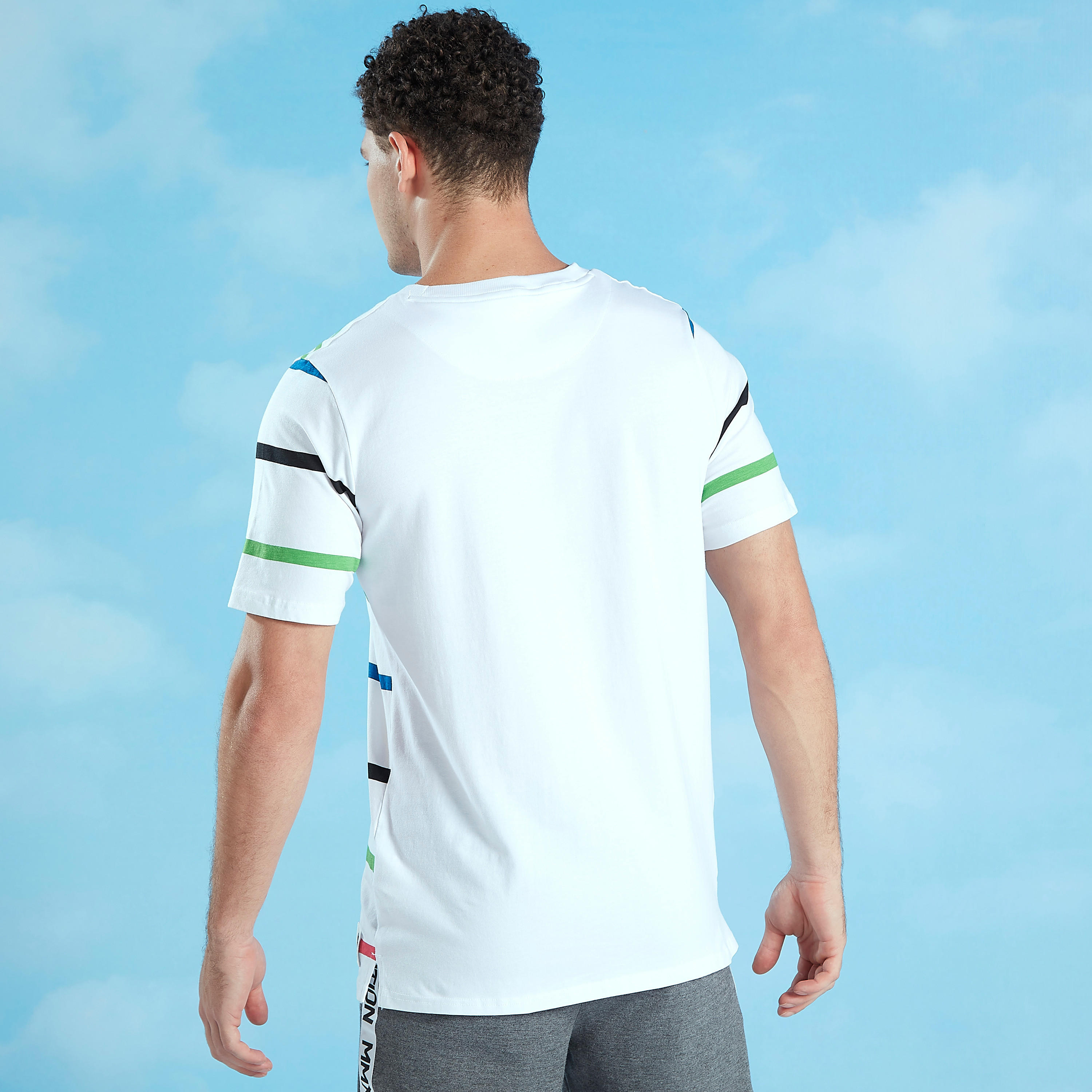 تيشيرت مخطط بياقة ضيّقة وأكمام قصيرة-men-clothing-tshirtsandpolos-tshirts-image-5