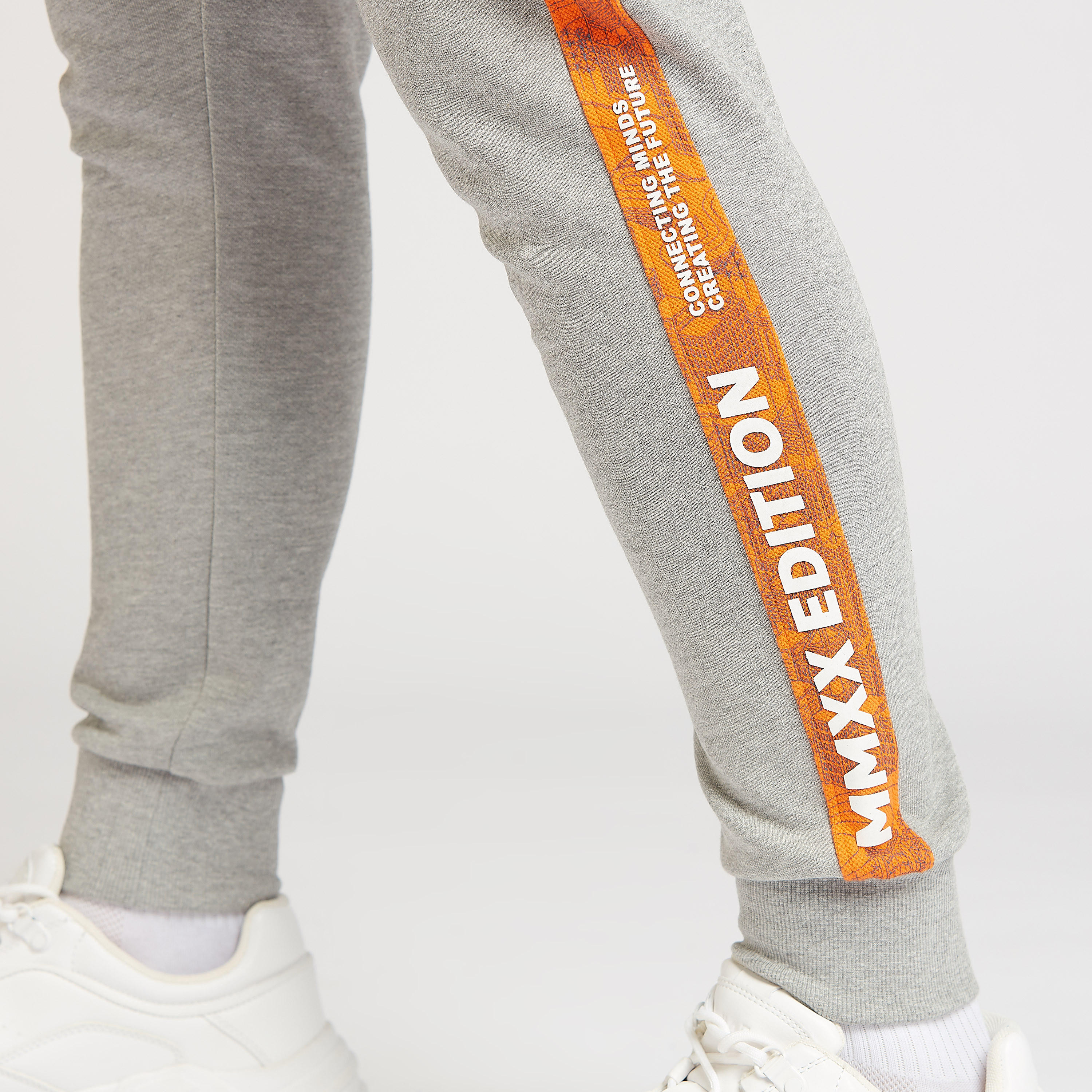 Slim Fit Expo 2020 Textured Mid-Rise Jog Pants with Pocket Detail-men-clothing-bottoms-joggers-image-5