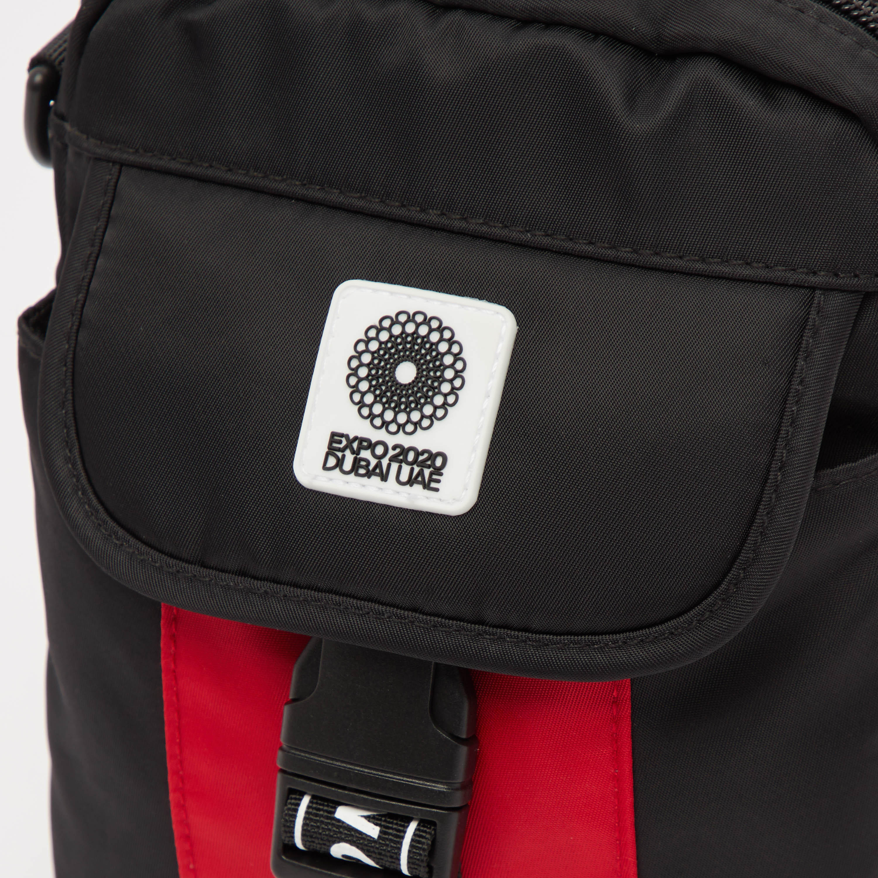 شنطة كروس بودي بطبعات وحزام قابل للتعديل إكسبو 2020-men-bags-image-4