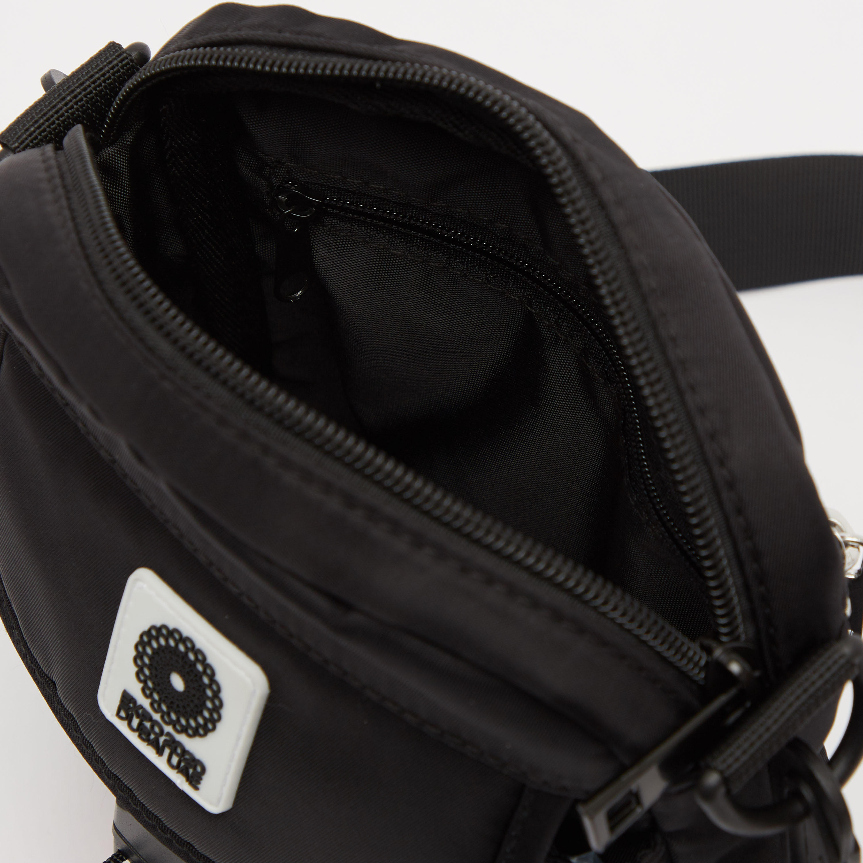 شنطة كروس بودي بطبعات وحزام قابل للتعديل إكسبو 2020-men-bags-image-1