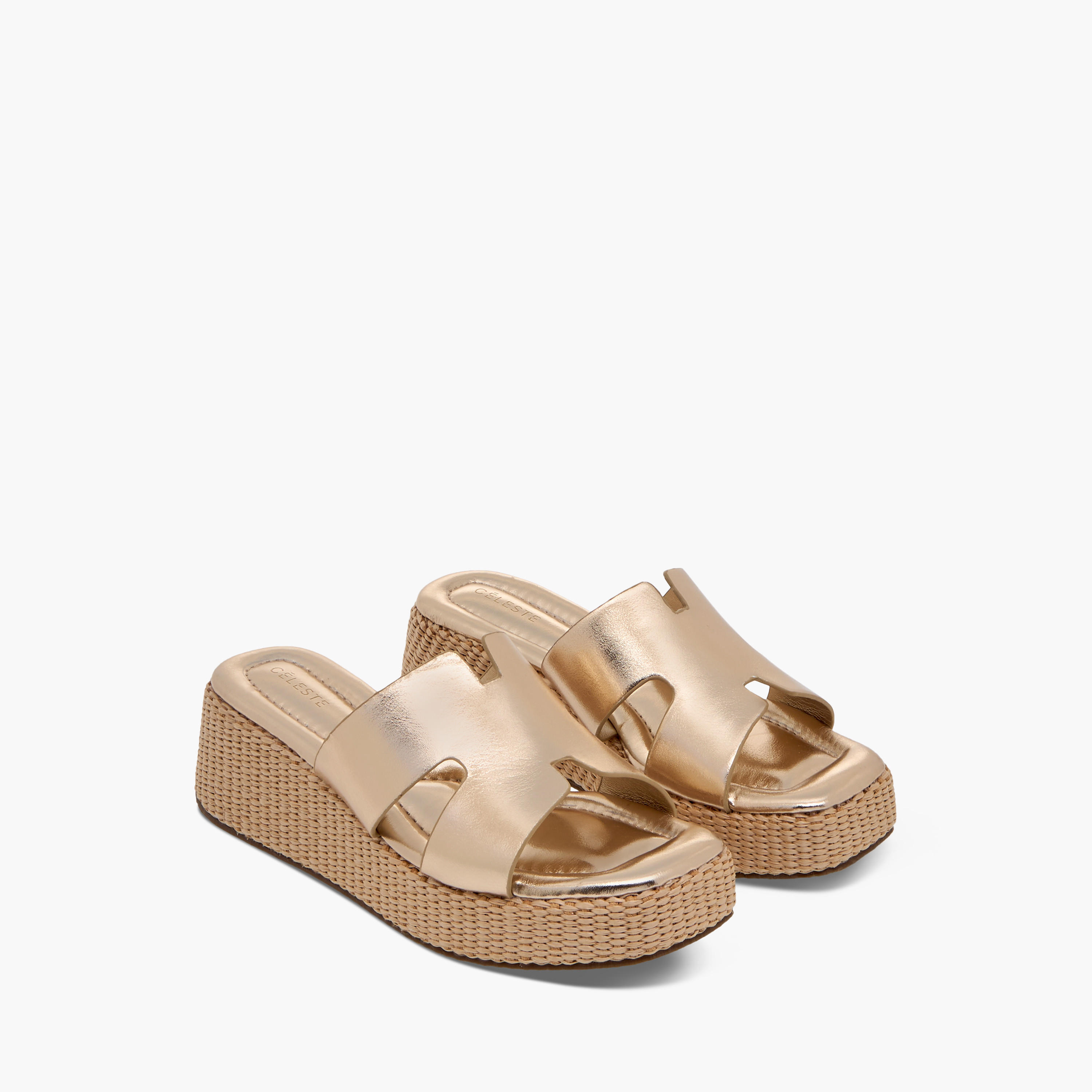 صندل فلاتفورم سهل الارتداء بارز الملمس للنساء من سيليست-women-shoes-sandals-heeled-image-1