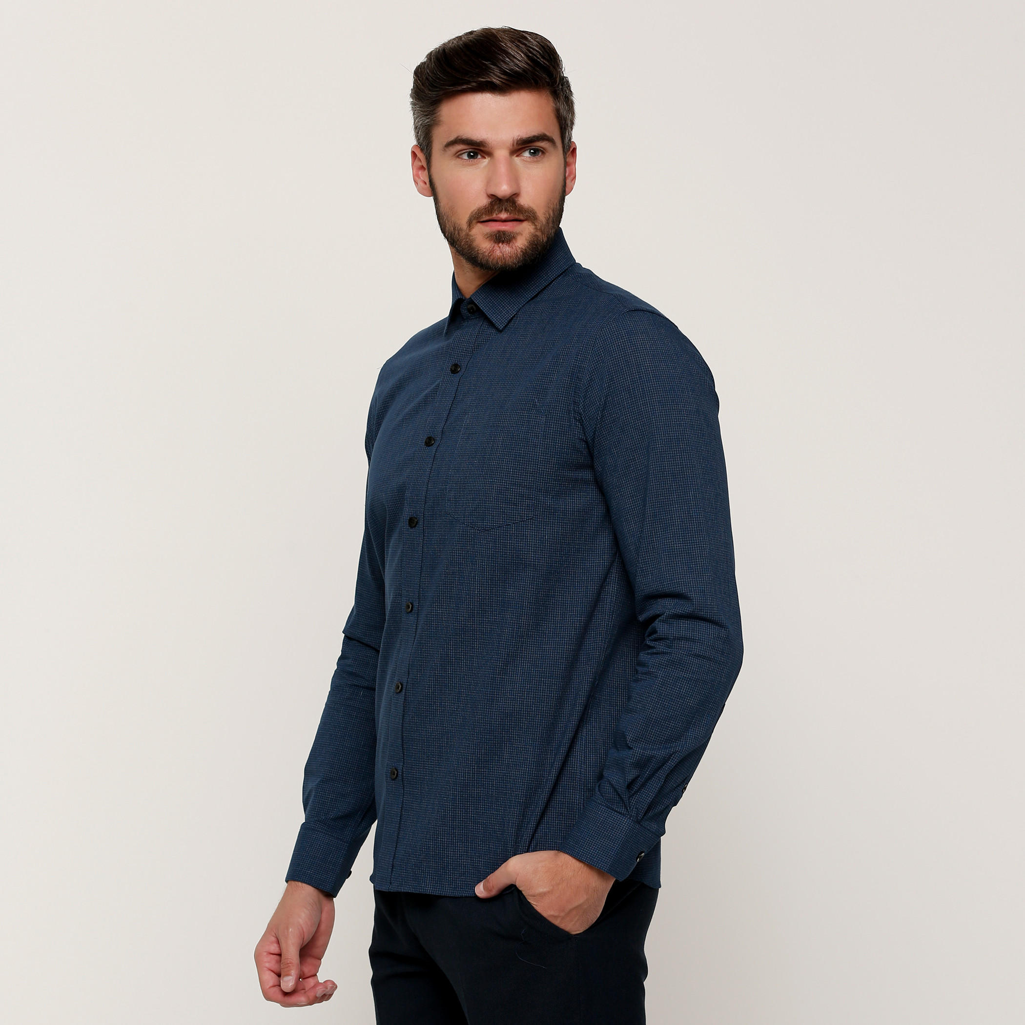 قميص كاروهات بأكمام طويلة وأزرار من آرو-men-clothing-shirts-image-3