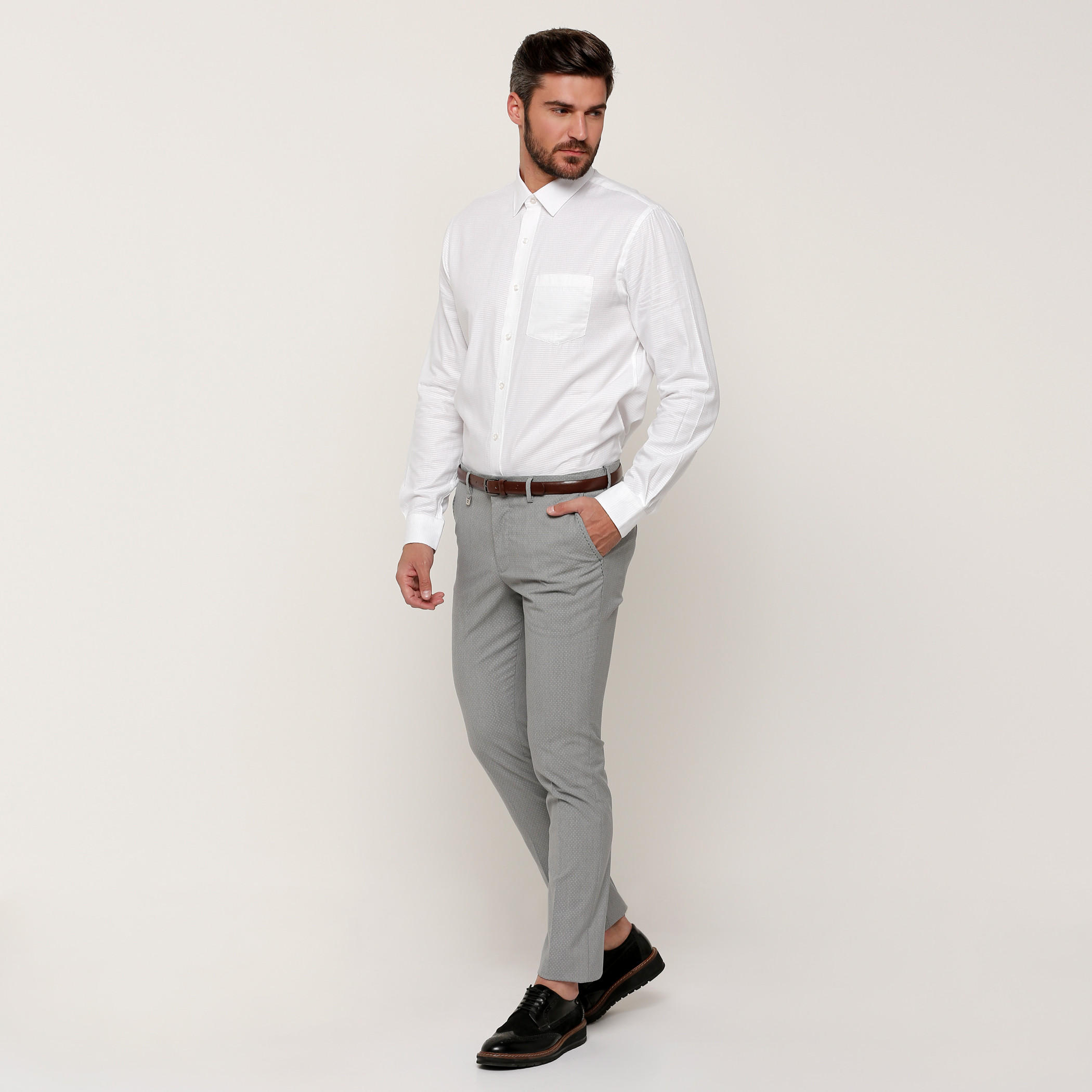 قميص بارز الملمس بأكمام طويلة وأزرار من آرو-men-clothing-shirts-image-5
