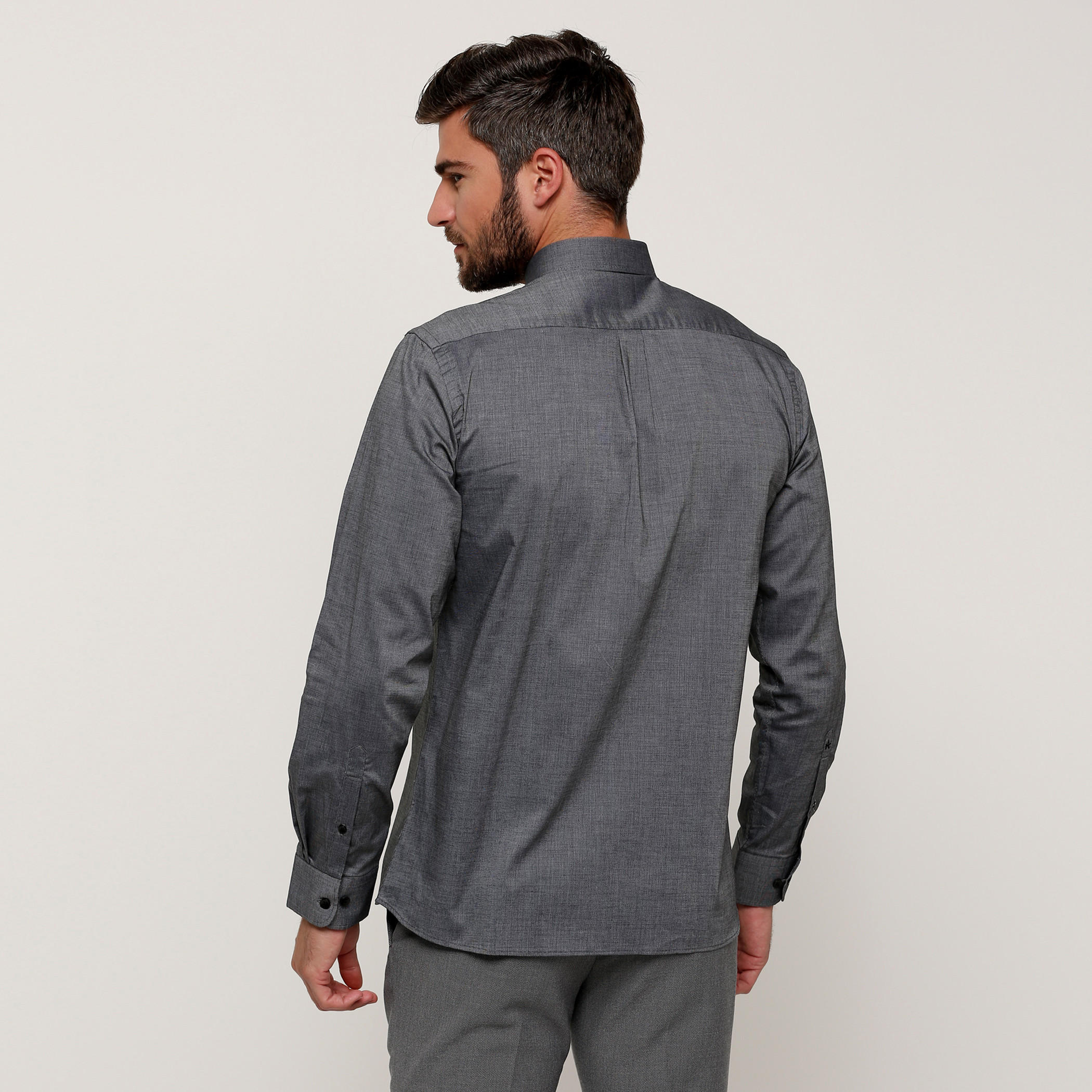 قميص بأكمام طويلة وأزرار من آرو-men-clothing-shirts-image-2