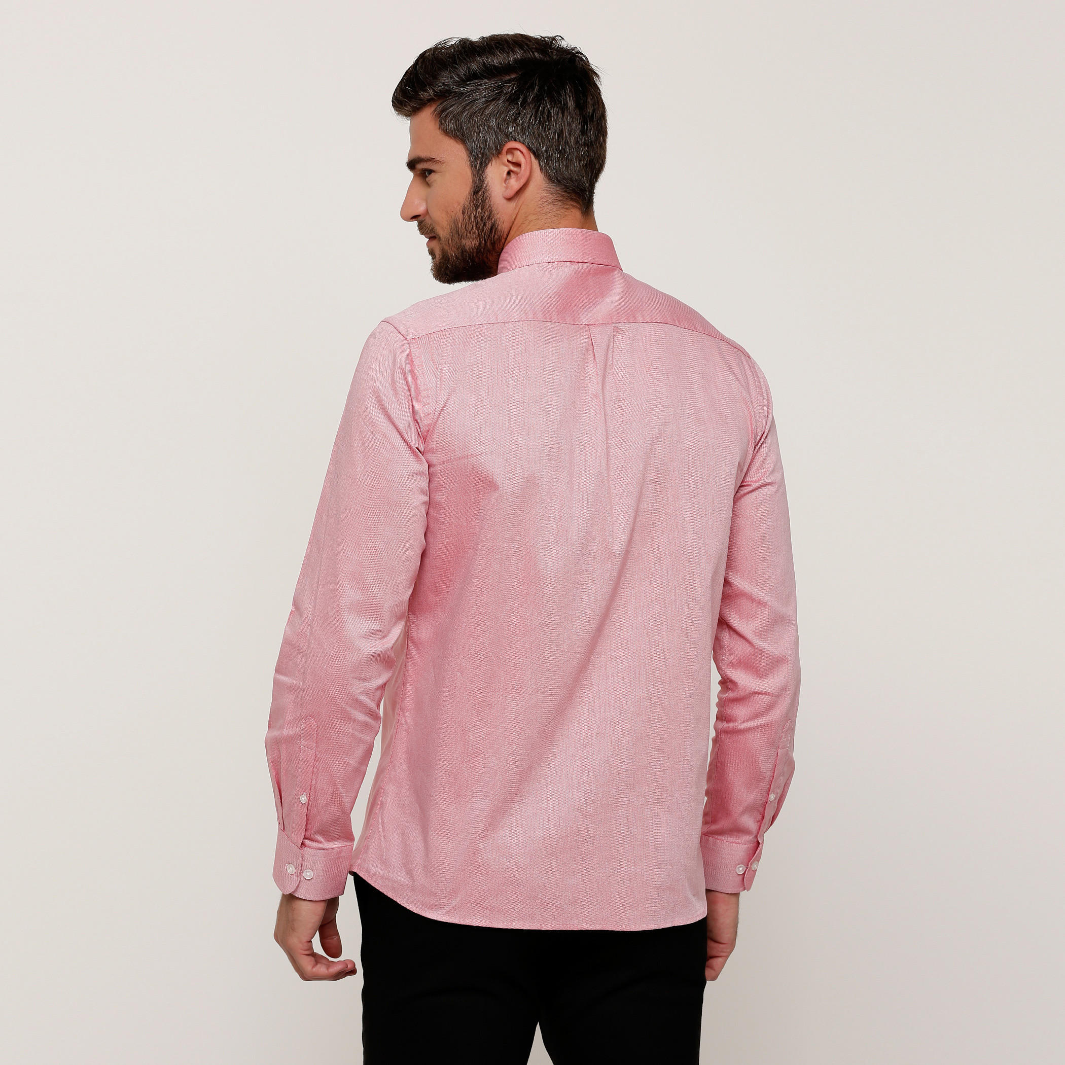 قميص بأكمام طويلة وأزرار من آرو-men-clothing-shirts-image-2