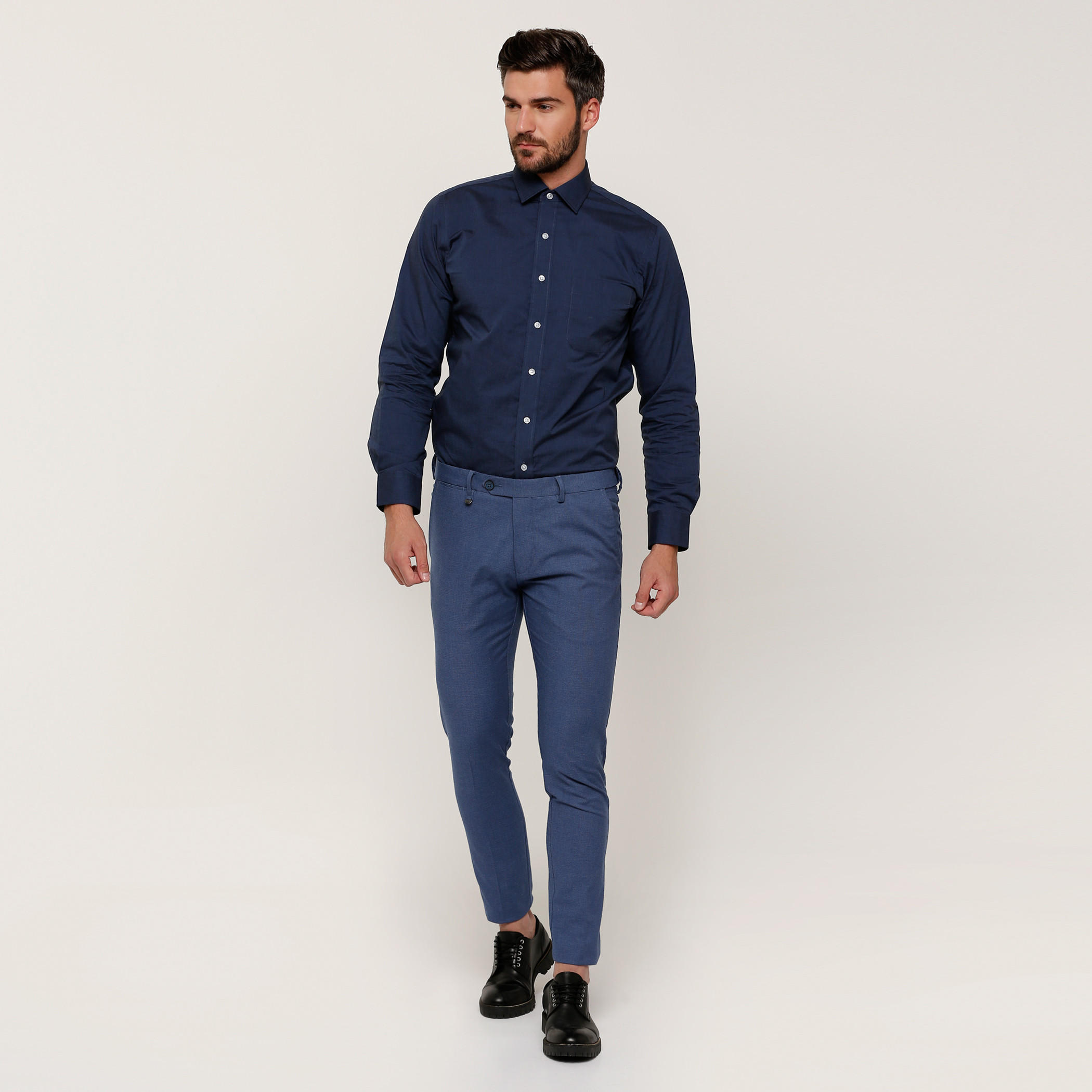 قميص بأكمام طويلة وأزرار من آرو-men-clothing-shirts-image-5