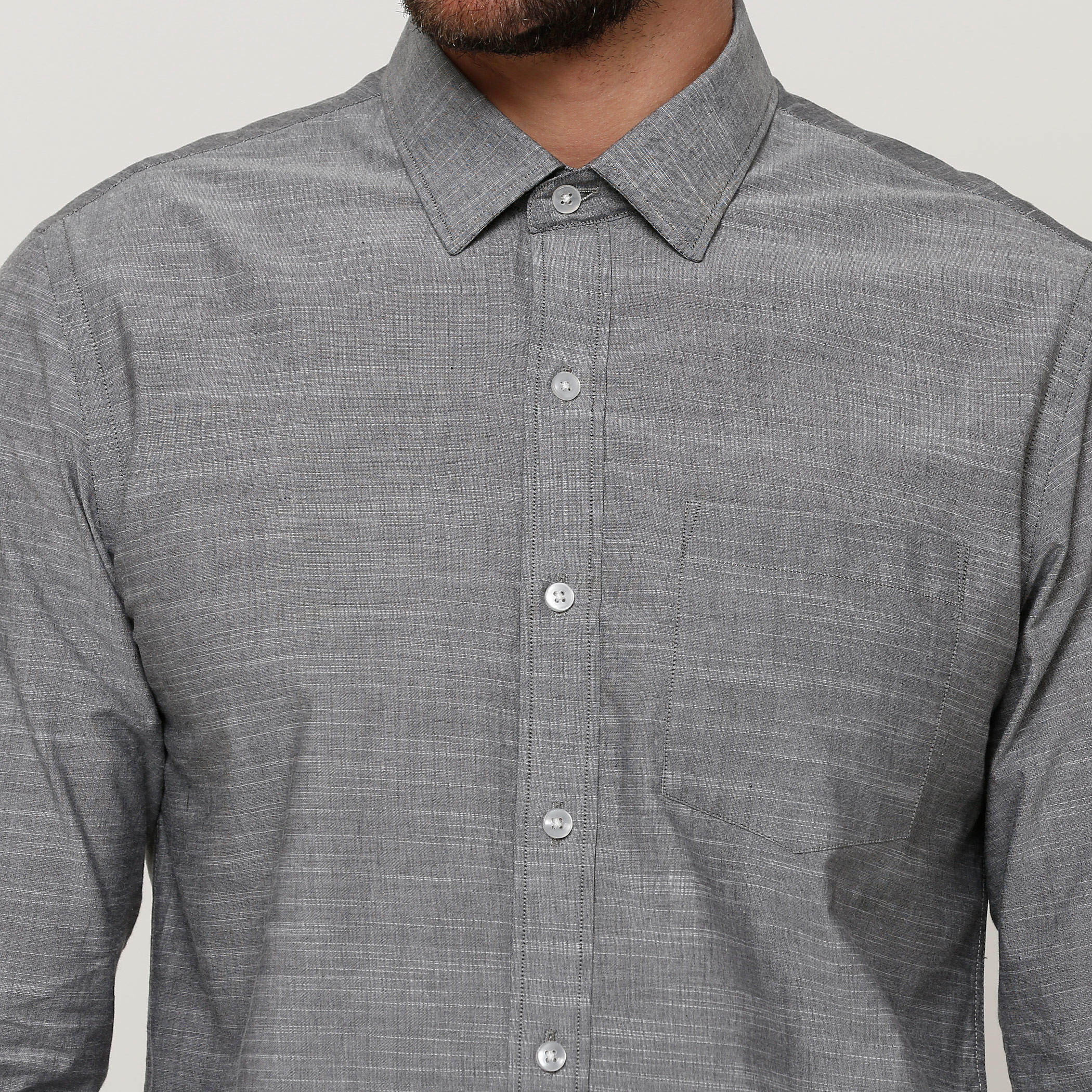 قميص بأكمام طويلة وأزرار مع طبعات من آرو-men-clothing-shirts-image-4