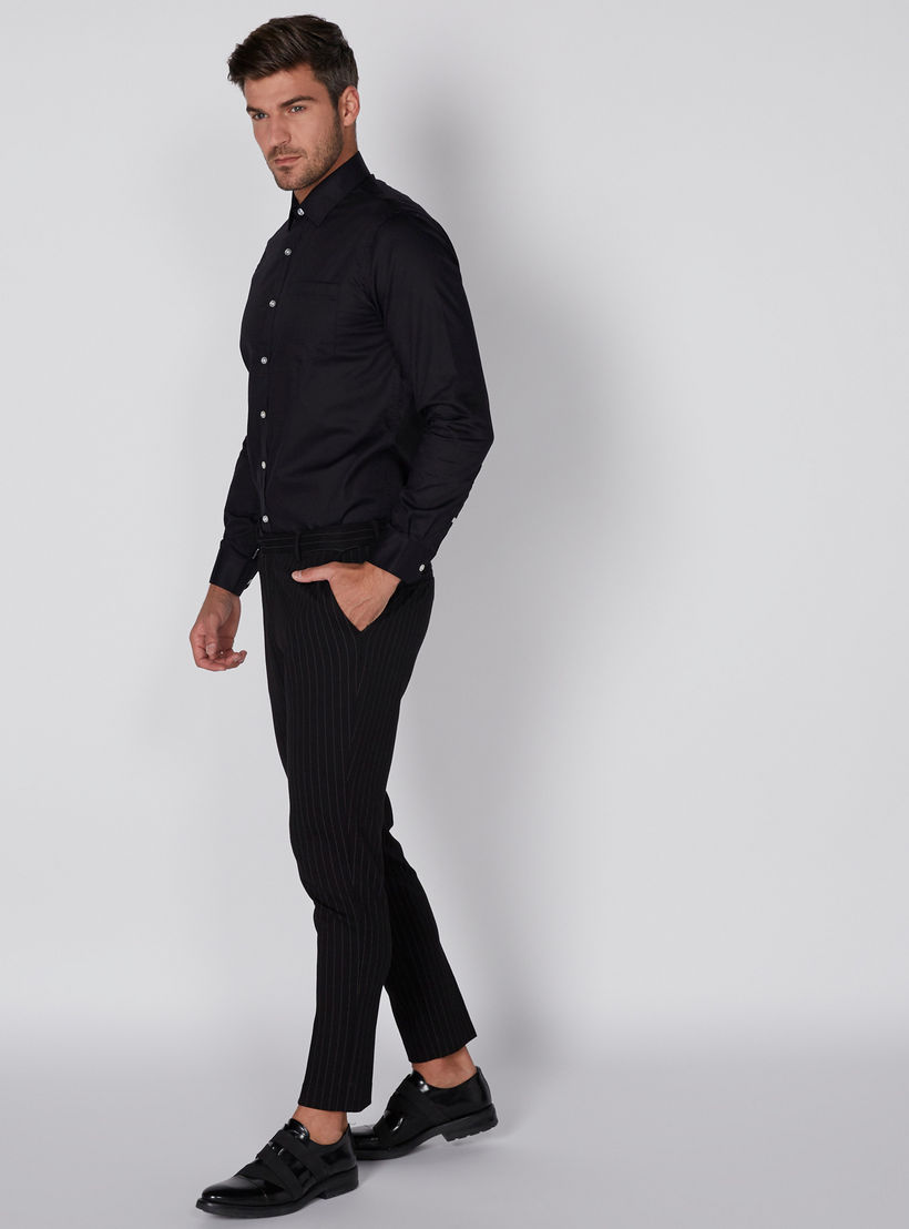 قميص بأكمام طويلة وأزرار وجيوب من آرو-men-clothing-shirts-image-1
