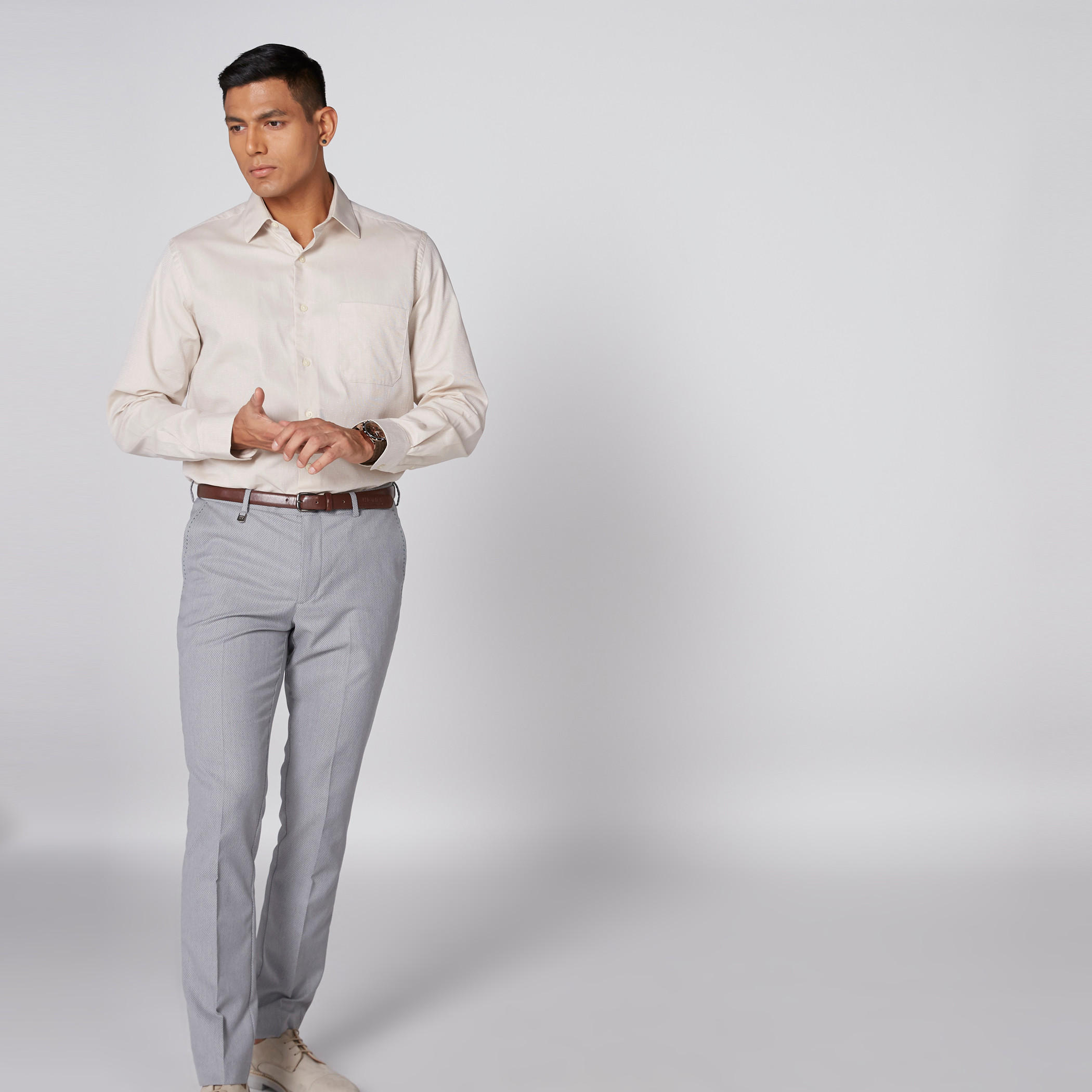 قميص بارز الملمس بأكمام طويلة وأزرار من آرو-men-clothing-shirts-image-1