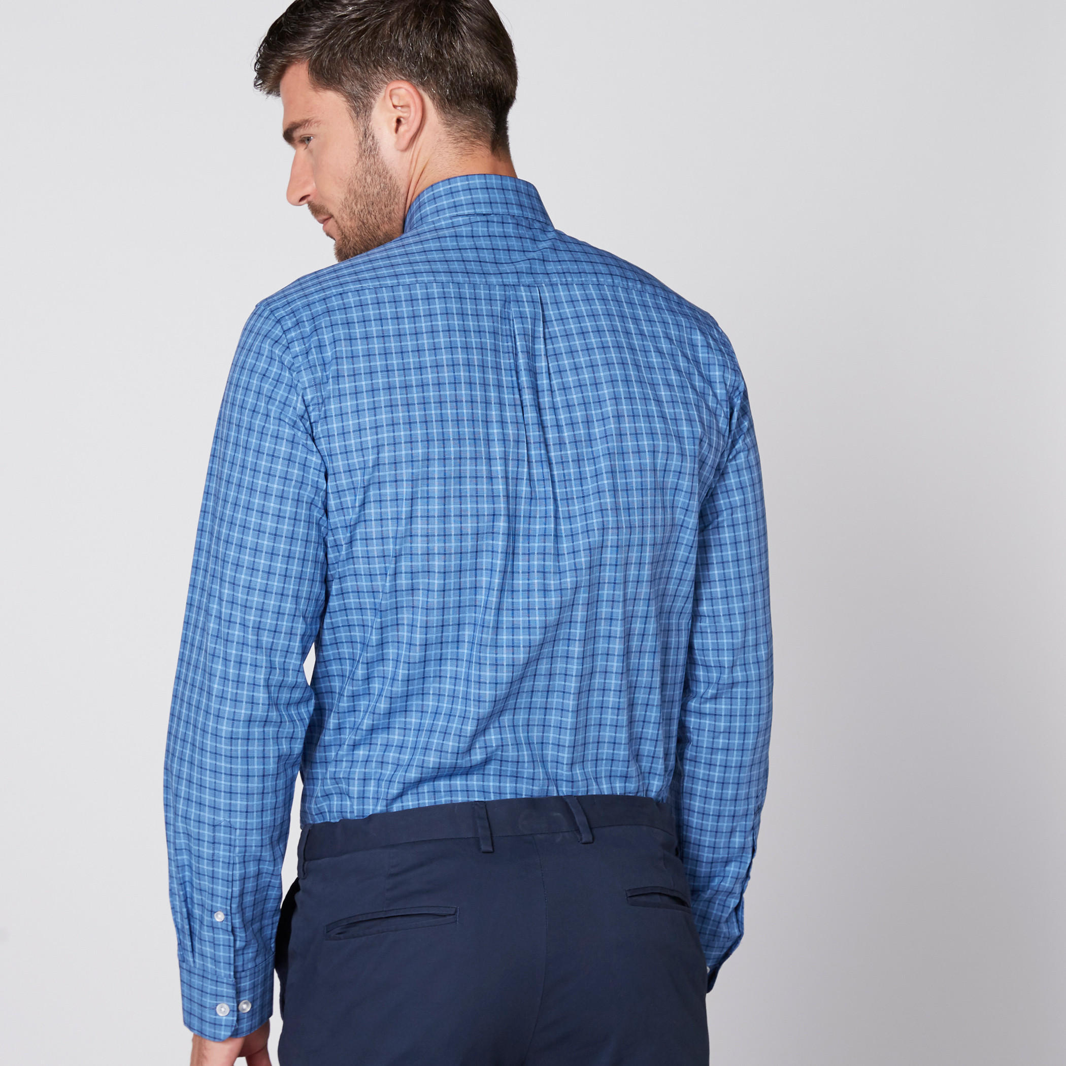 قميص كاروهات بأكمام طويلة وأزرار من آرو-men-clothing-shirts-image-3
